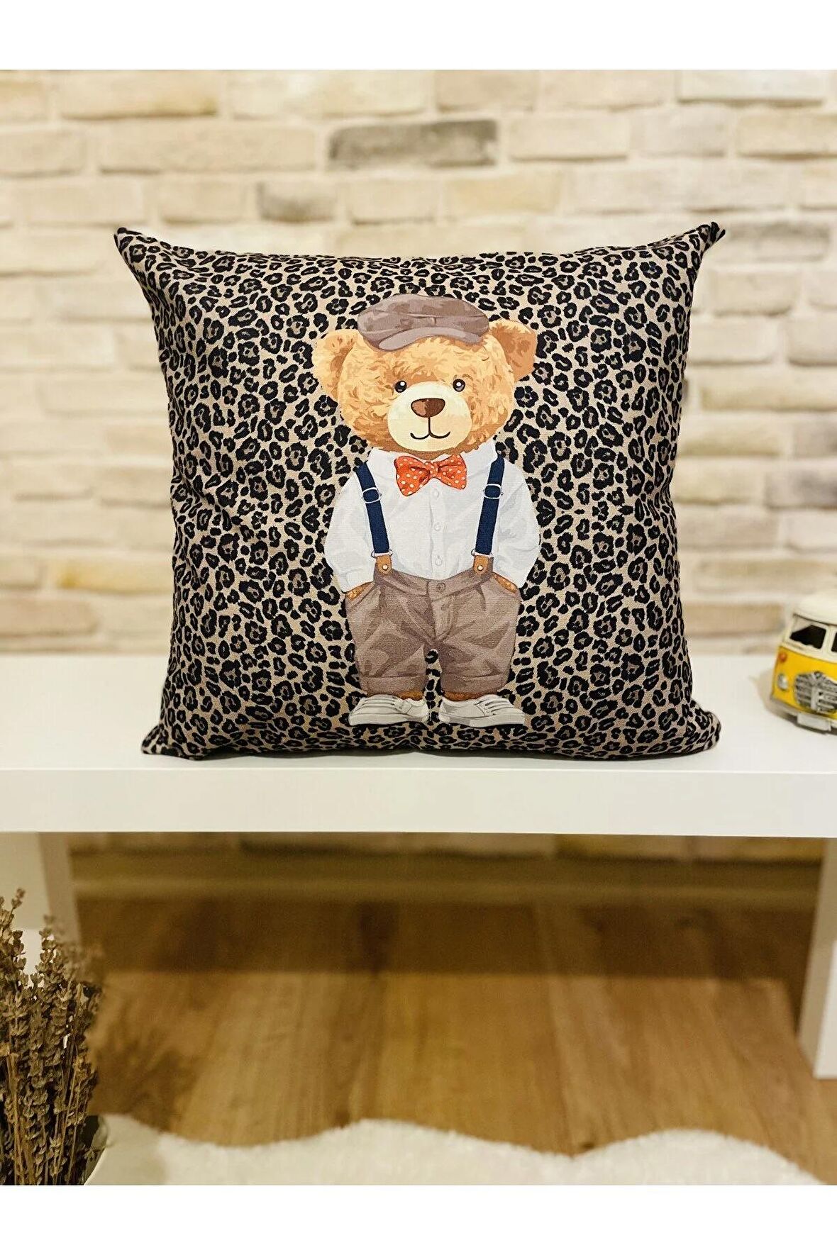 Swita Home Dijital Baskılı Dekoratif Teddy Bear Temalı Raşel Örme Kumaş Kırlent