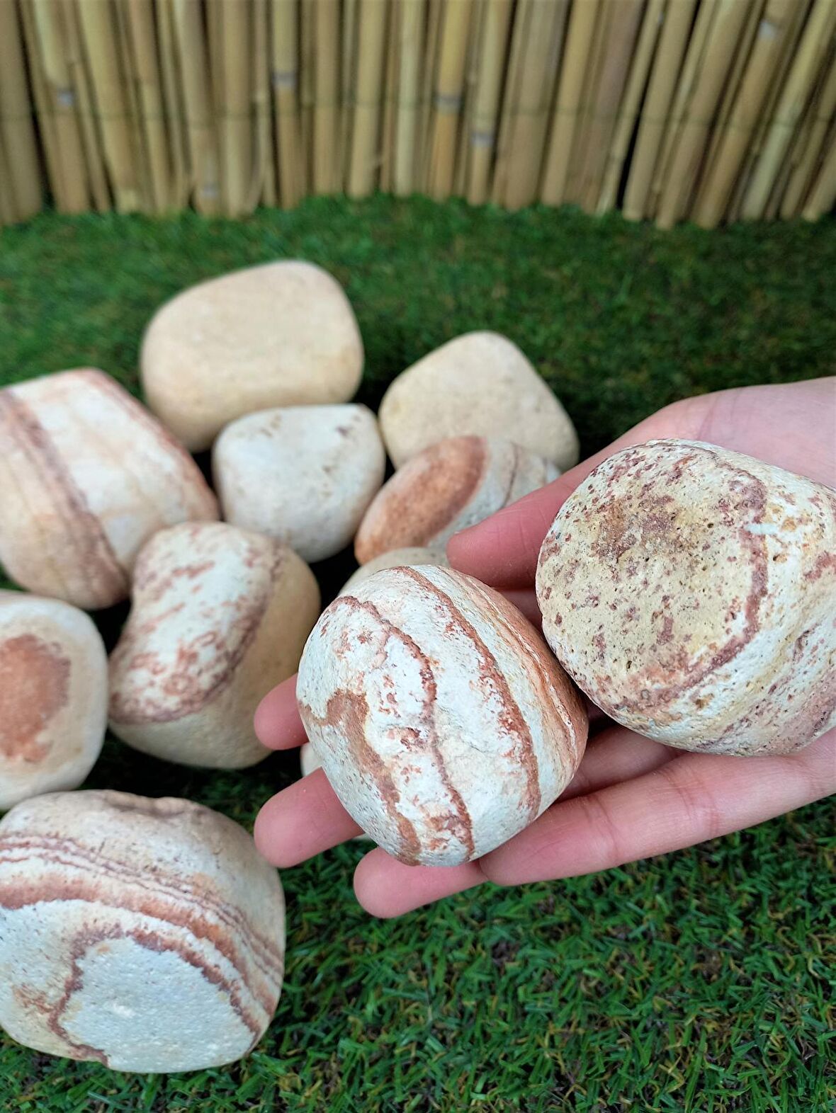 Sarı Çizgili Dolomit Taş 1 Kg 6-10Cm Renkli Dolomit Dekoratif Taş