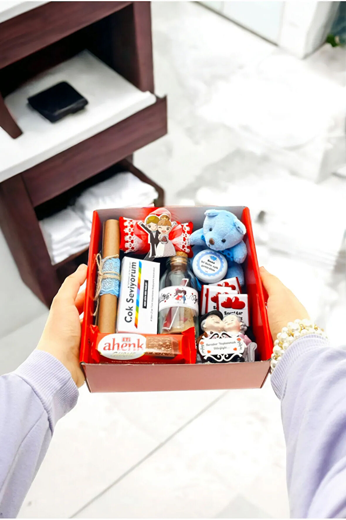 Eşe Kız arkadaşa Sevgililer Günü Hediyesi 14 Şubat Sevgiliye Hediye Sevgili Kombini Kutu Mhorkol14F