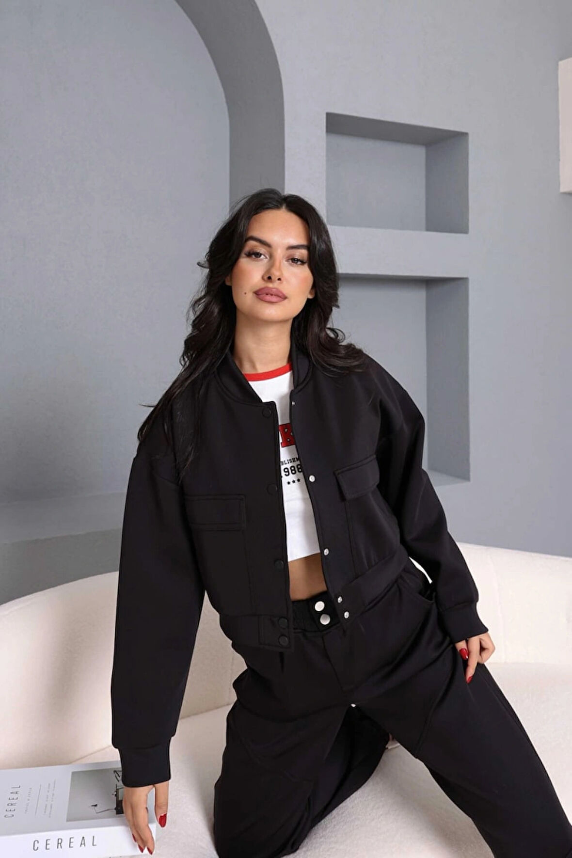 Siyah - Özel Astarlı Cep Detaylı Bomber Ceket