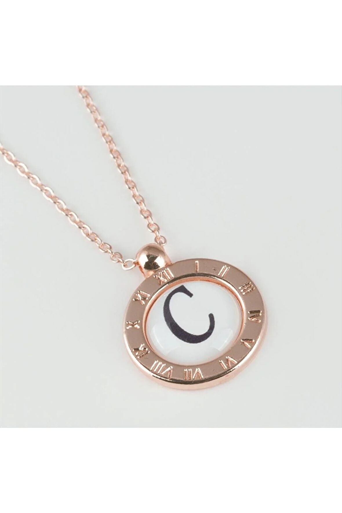 Seri Sonu Roz Renk Harfli Kolye