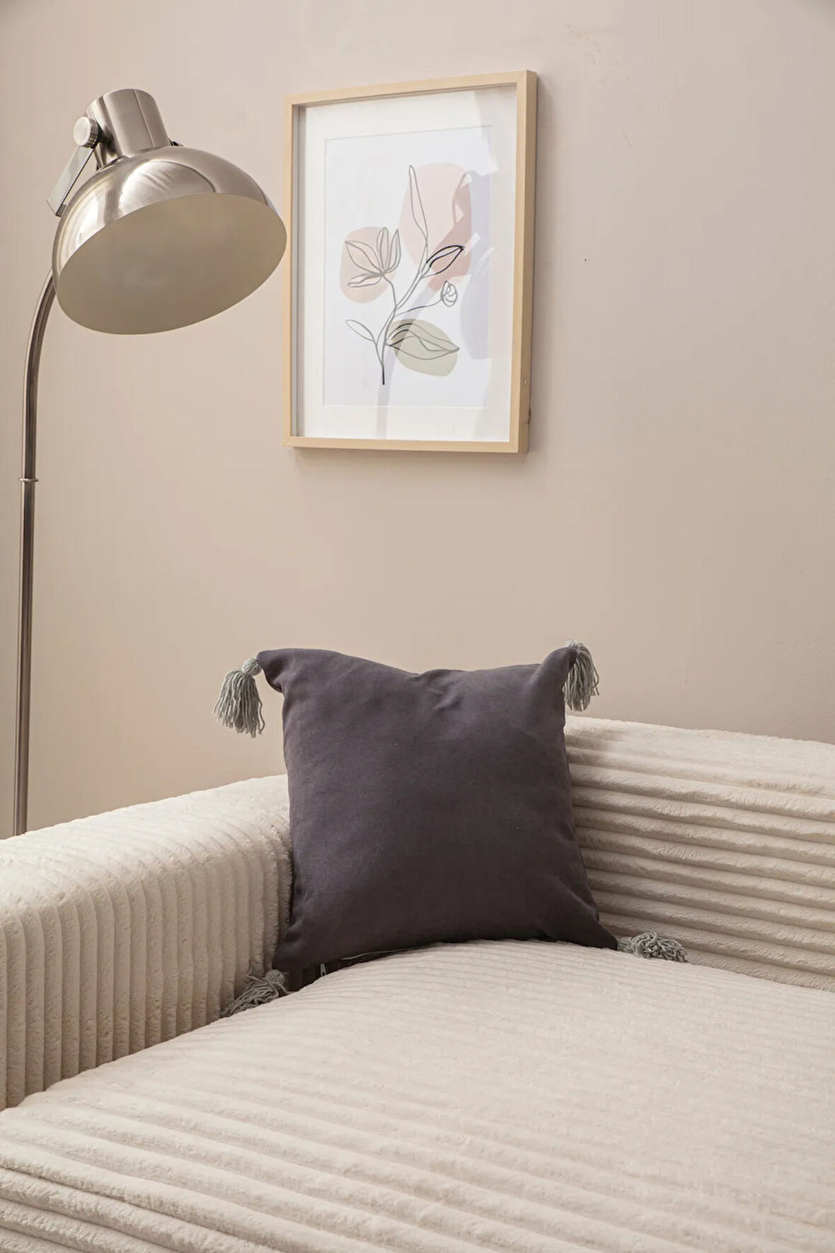 Swita Home Home Design Tekli Dekoratif Püsküllü Kırlent Kılıfı Gri