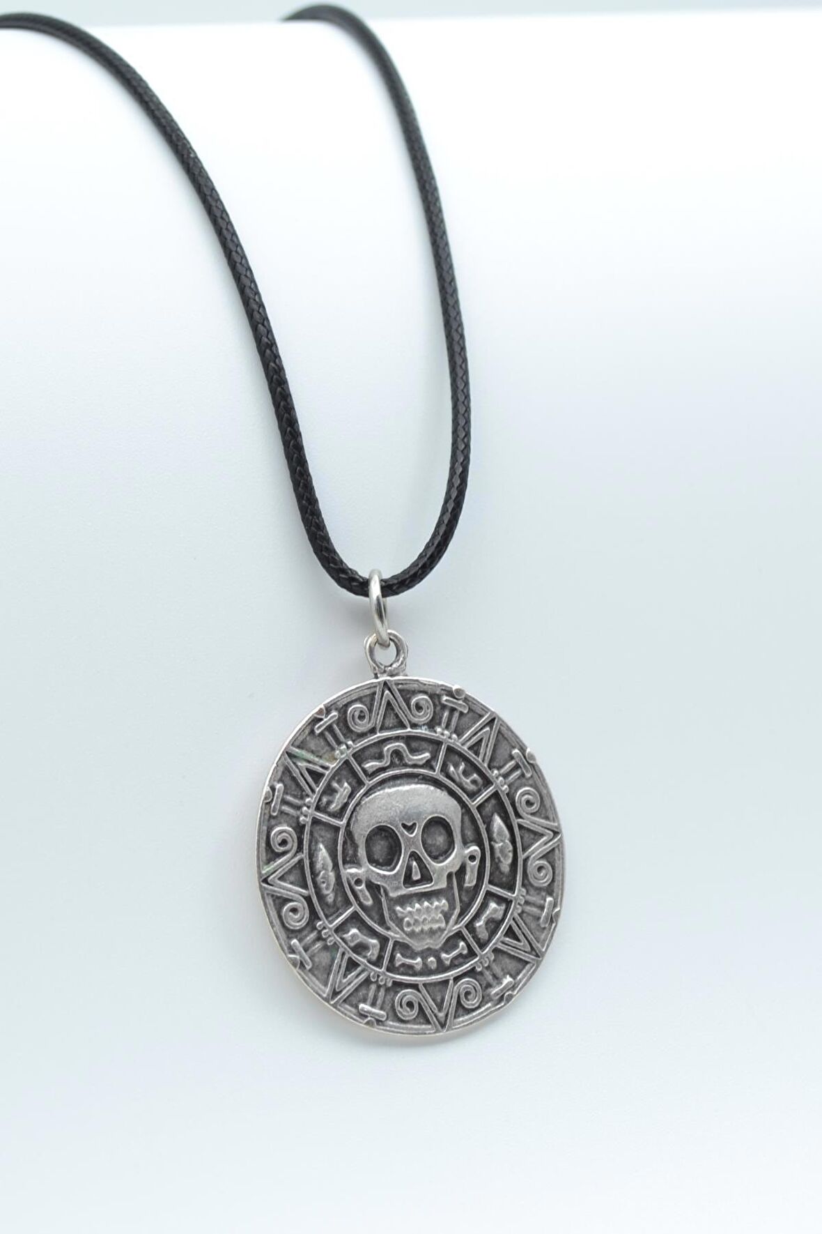 Aztec Karayip Korsanları Madalyon Kolye Deri İp Kolye Gümüş Kaplama Erkek Kadın Kolye