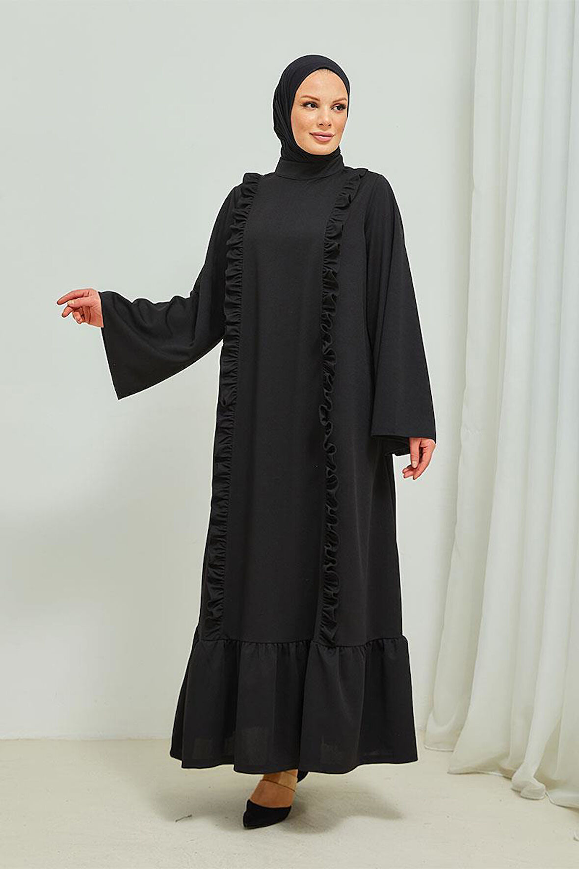 Fırfır Detaylı Tesettür Elbise Abaya BRC11M01 Siyah