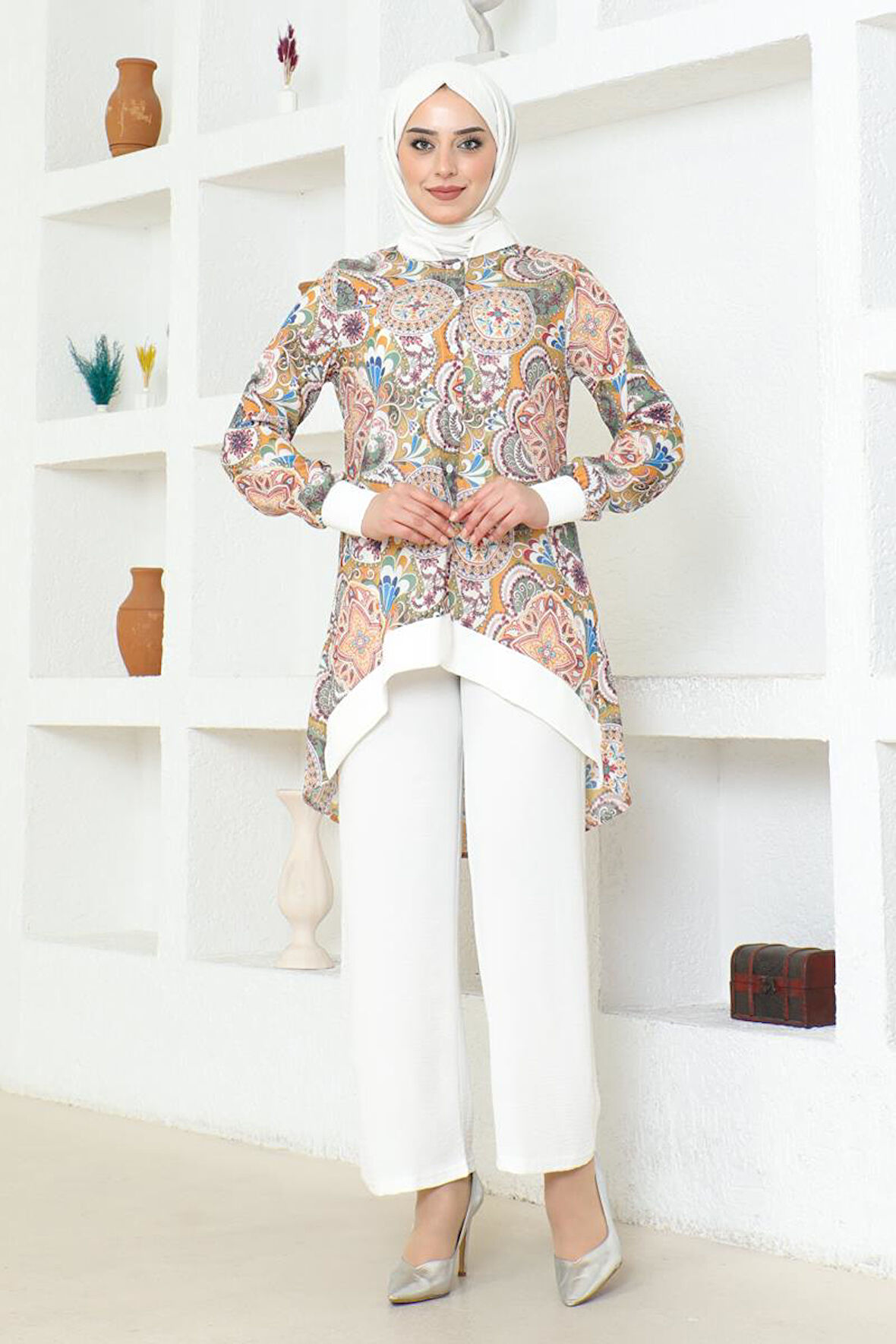 Etnik Desenli Tesettür Takım BRC1313 EKRU