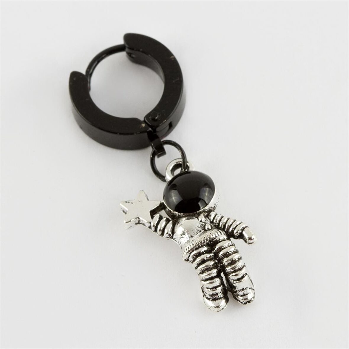 Astronot Figürlü Çelik Erkek Küpe 1 Adet