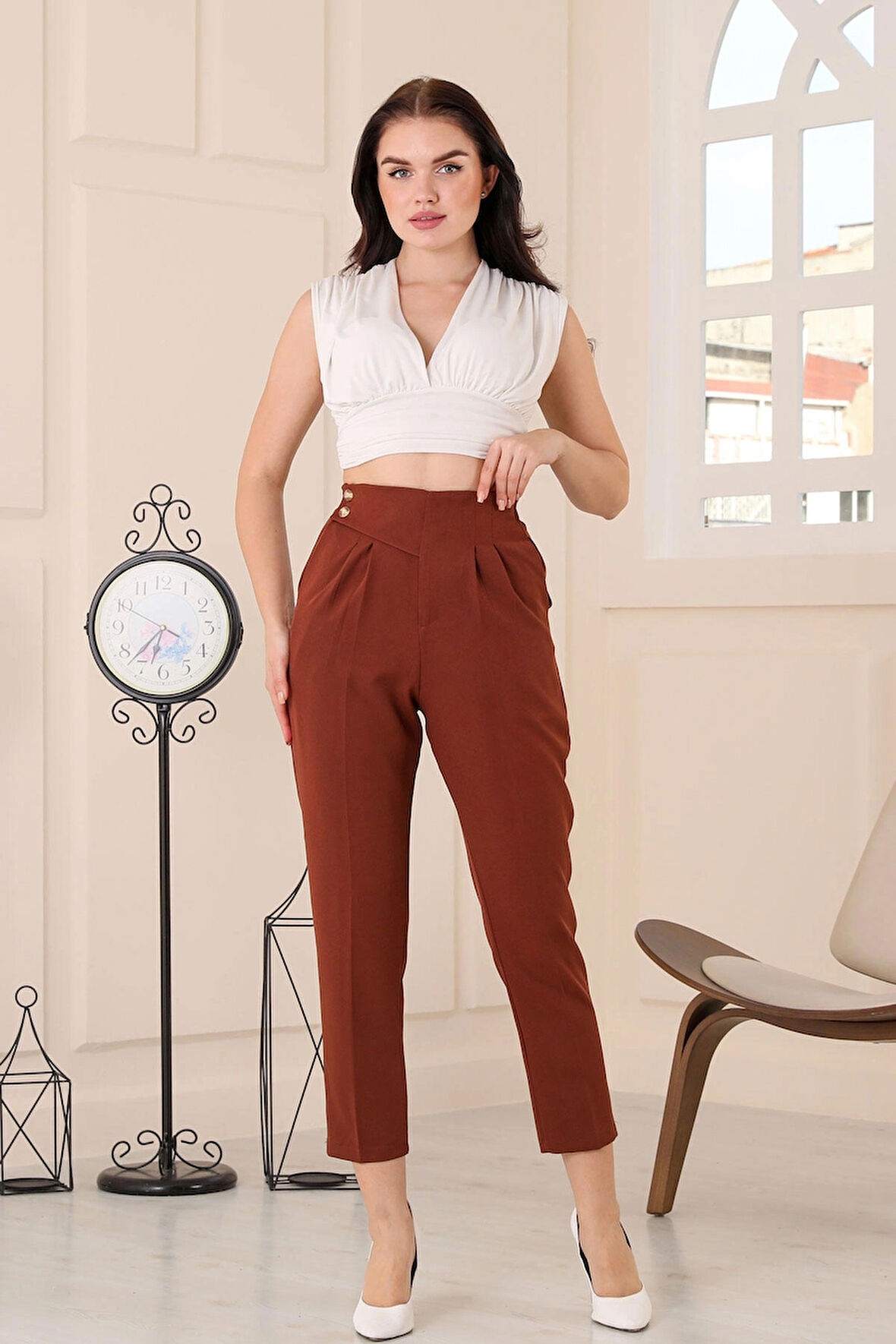 Kadın Arka Bel Kısmı Lastikli Kemer Detaylı Yüksek Bel Cepli Havuç Kumaş Pantolon