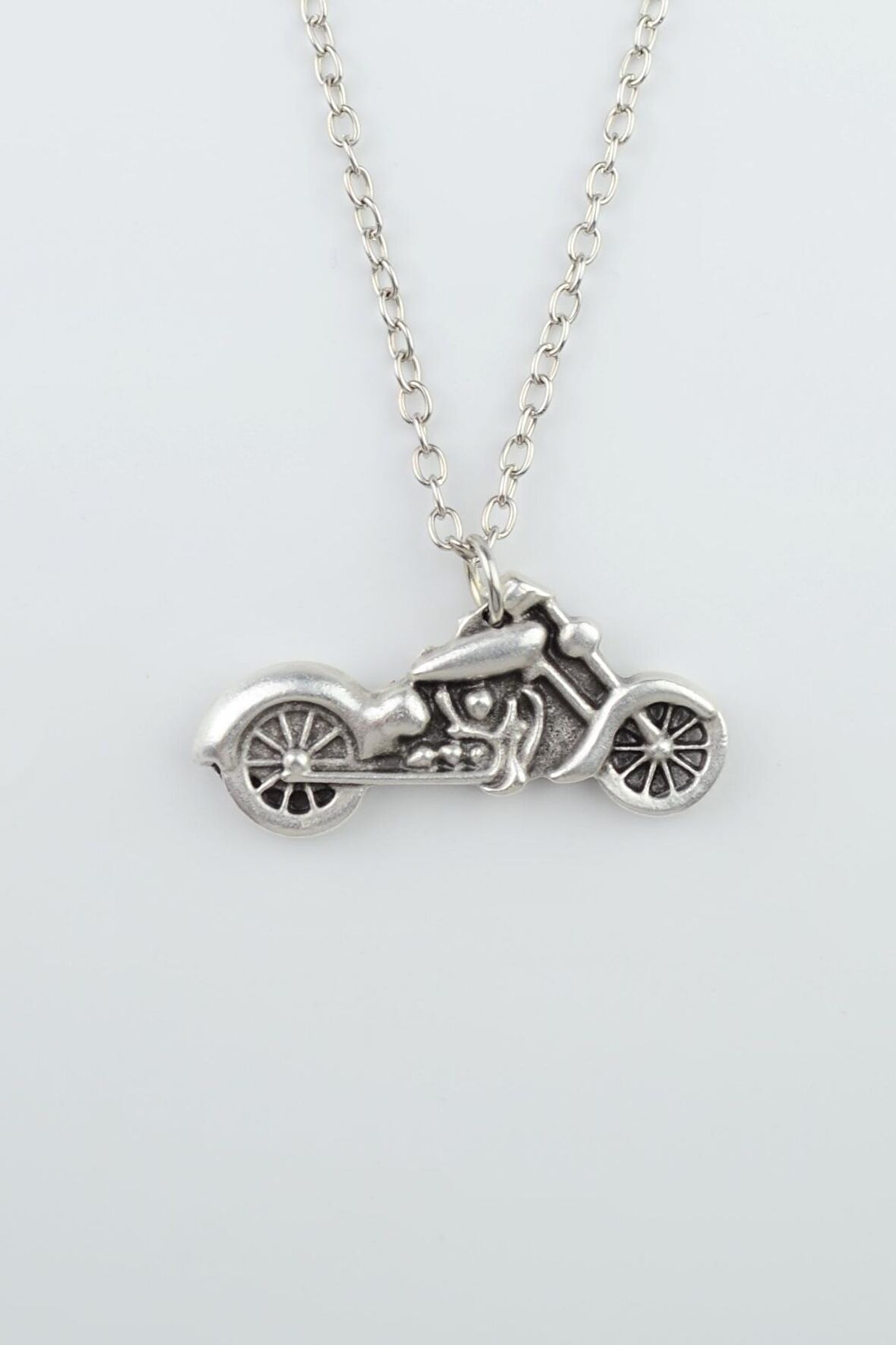 Chopper Motor - Motosiklet Erkek Kadın Kolye Antik Gümüş Kaplama - 60 cm Düz Zincir