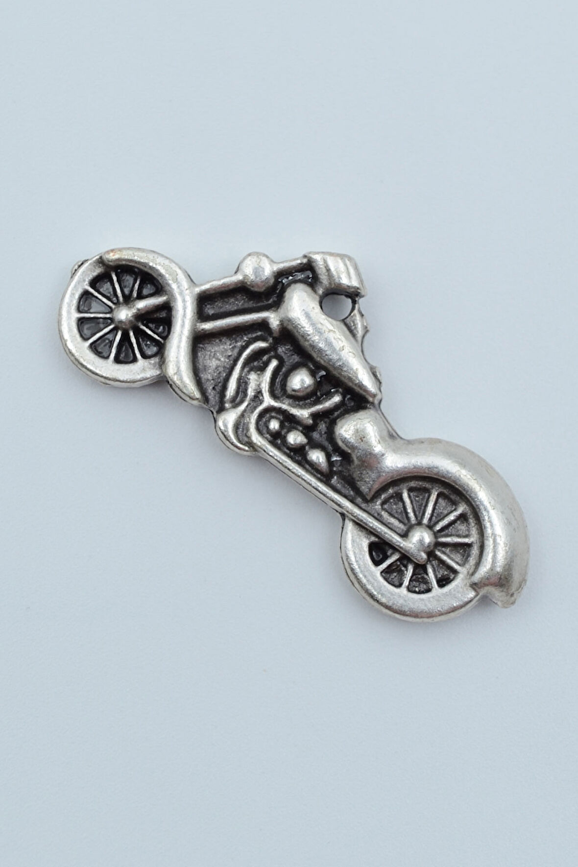 Chopper Motor Gümüş Kaplama Kolye Ucu