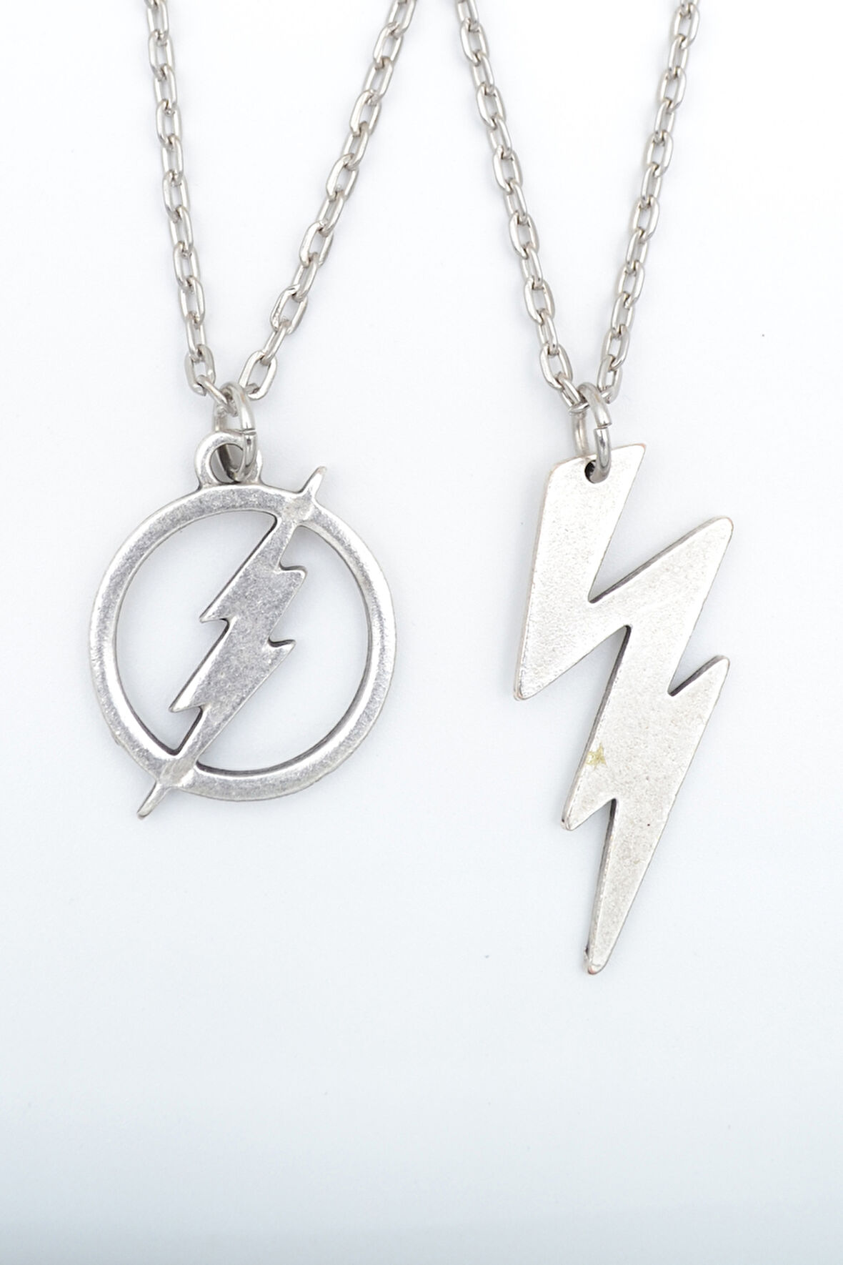 2'li The Flash - Şimşek Gümüş Kaplama Kolye Seti