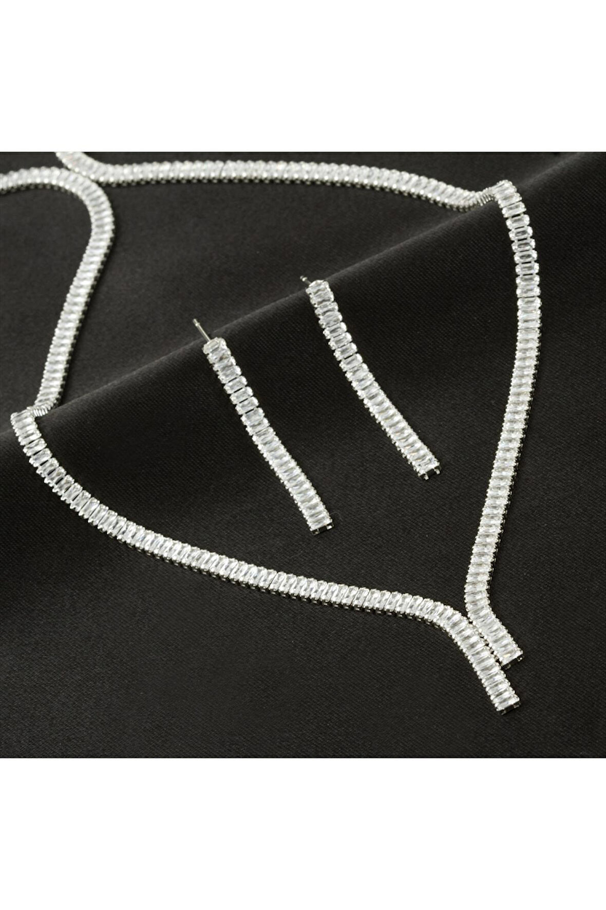 Tamtur Baget Taşlı Lüks Set Kolye 4 mm