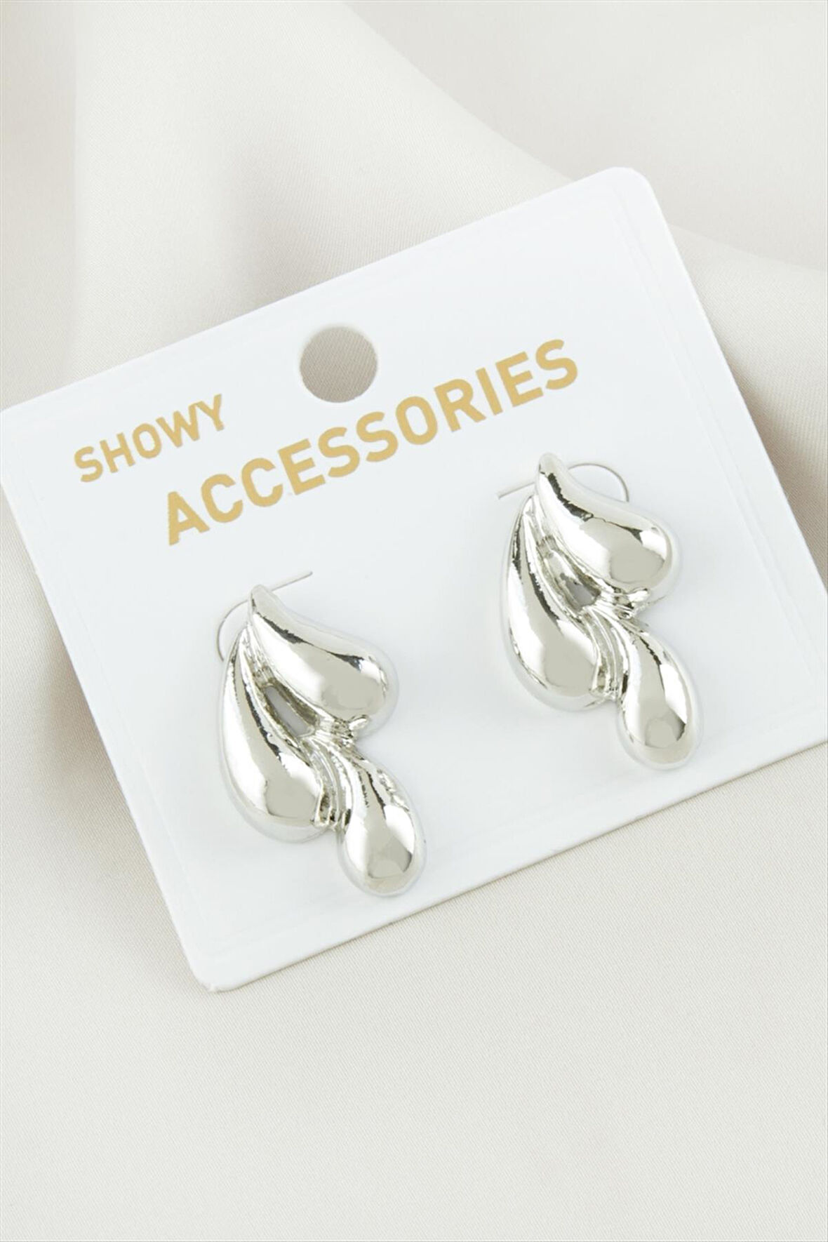 Su Damlası Metal Küpe