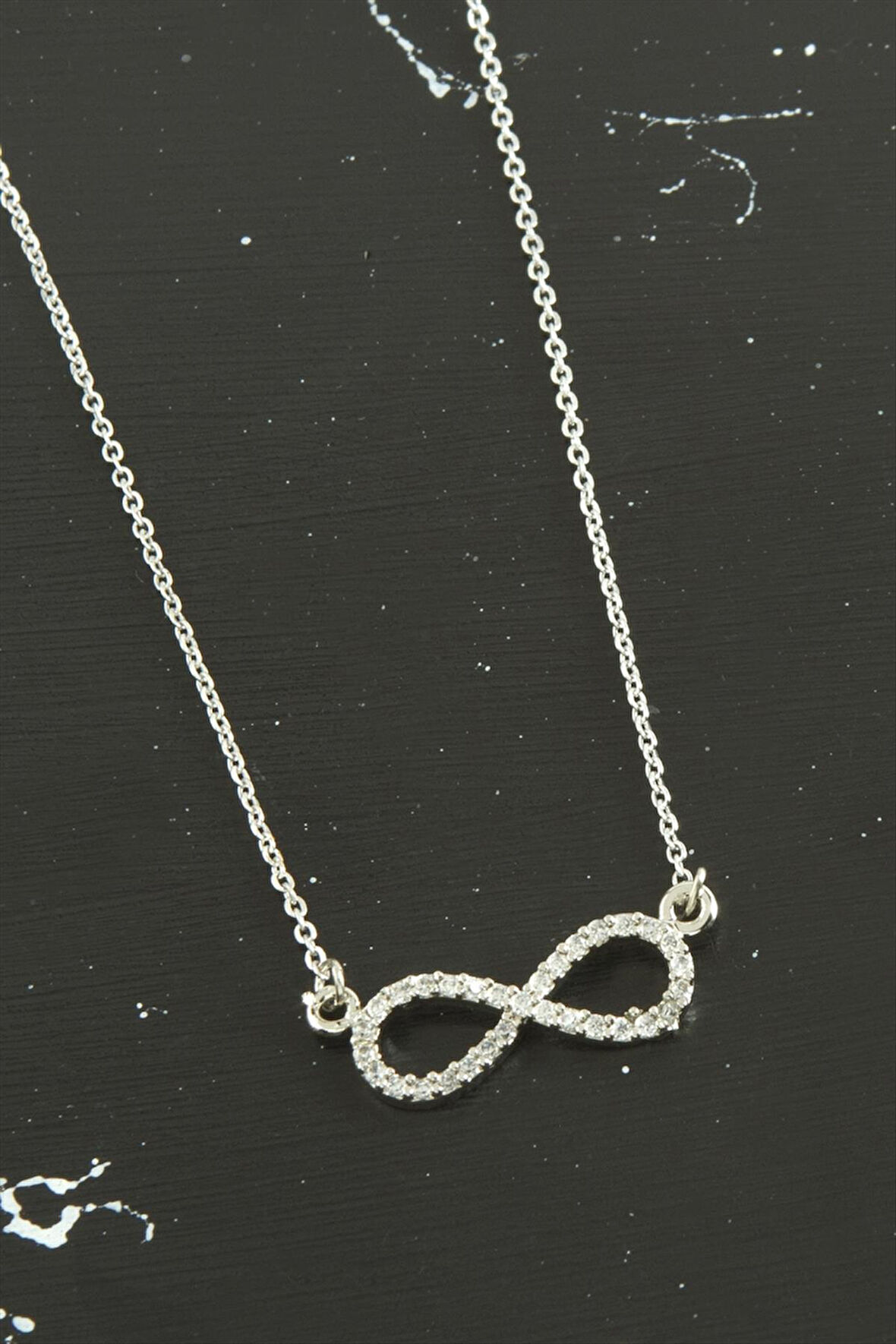 Sonsuzluk Zirkon Taşlı Trend Kolye