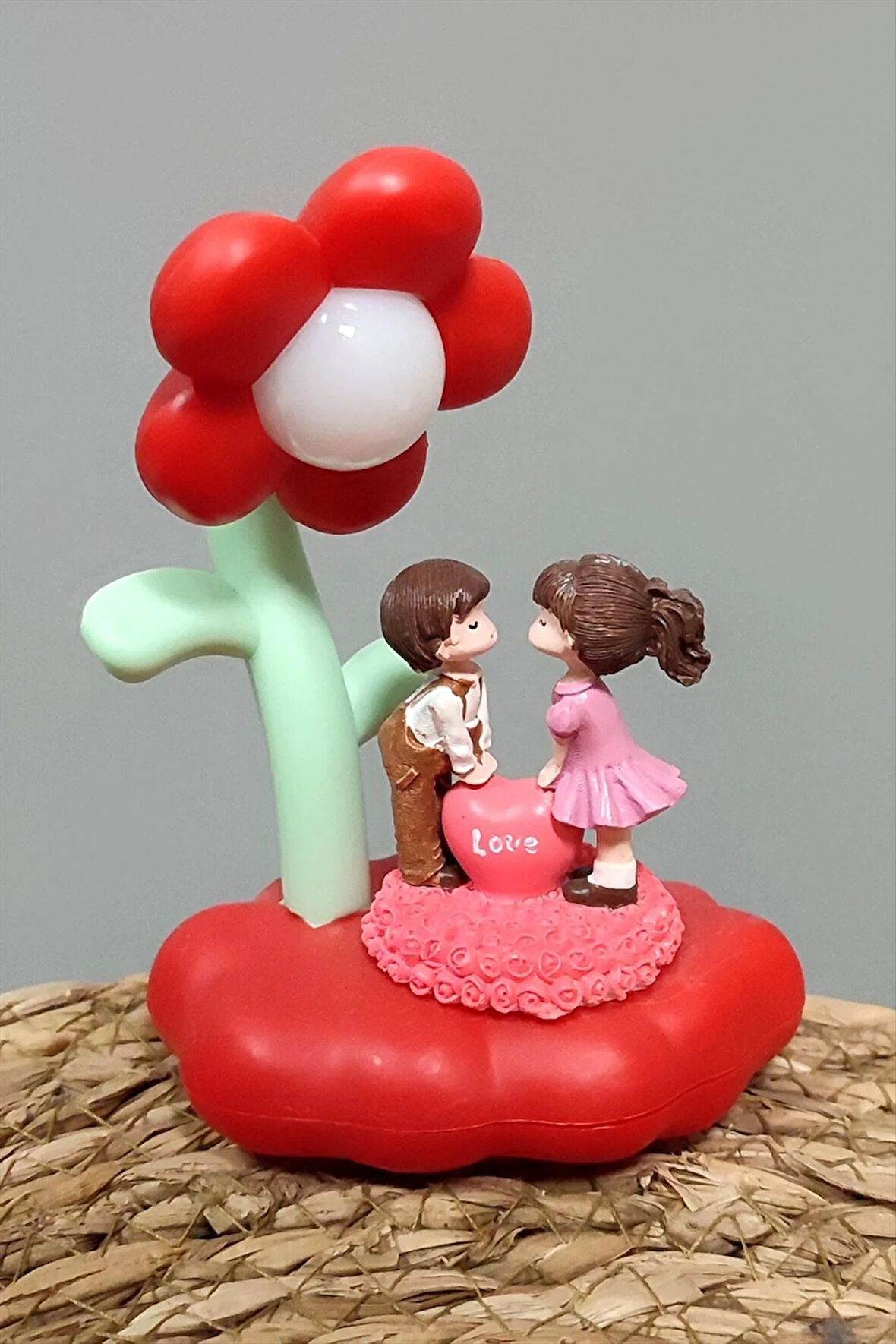 Sevgili Çift Papatya Işıklı Masa Lambası