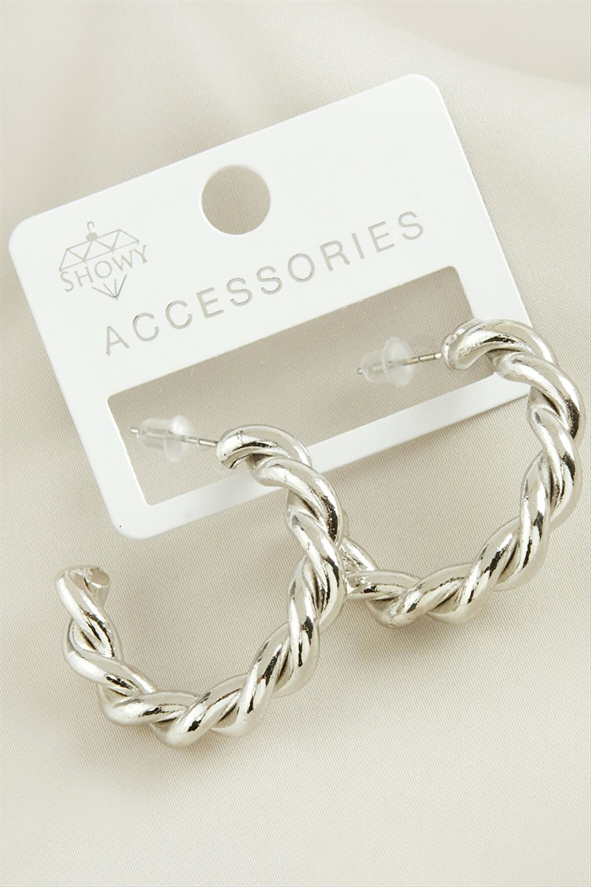 Burgulu Trend Halka Metal Küpe