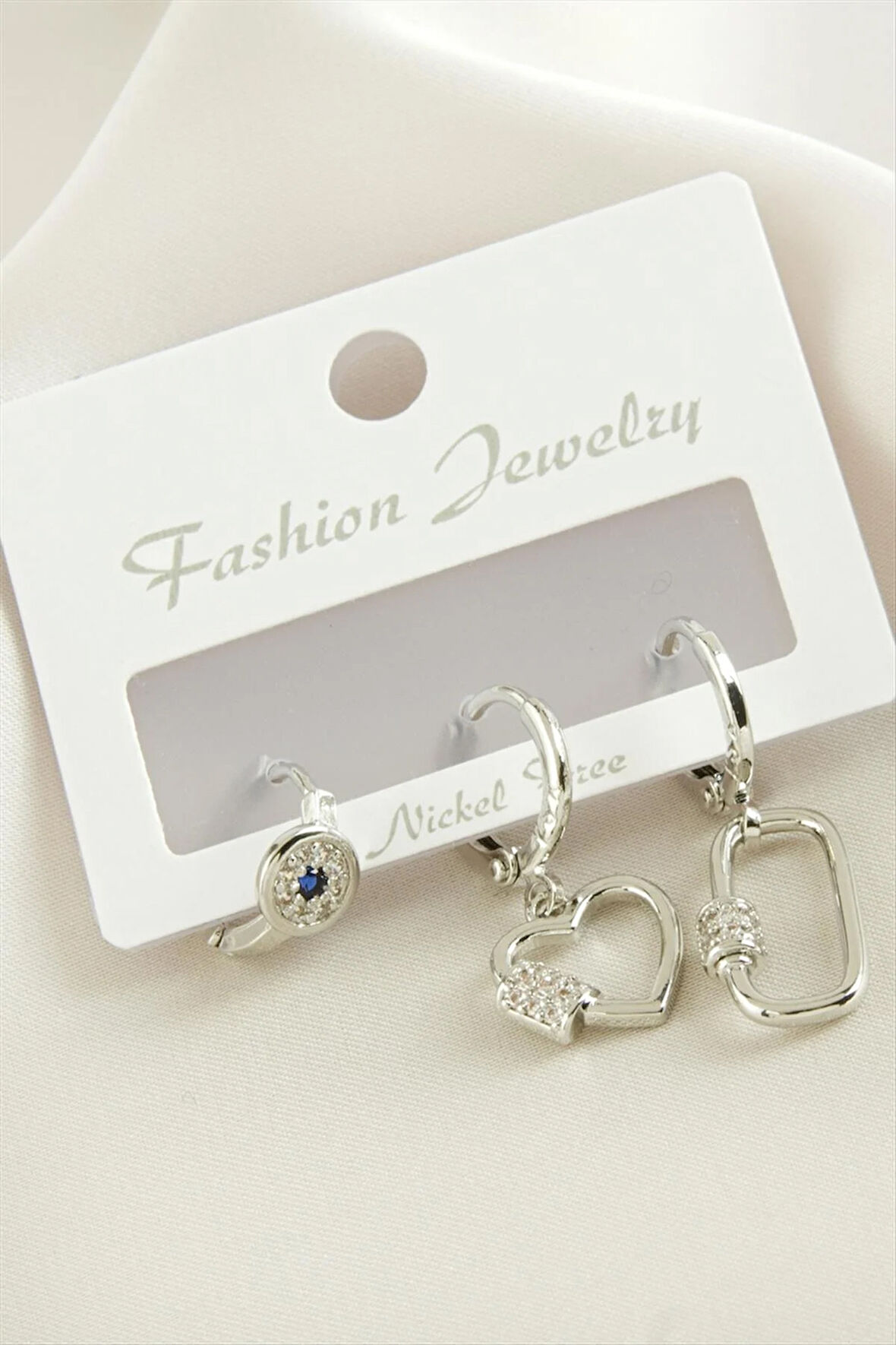 3 Adet Kalp Zirkon Taşlı Küpe