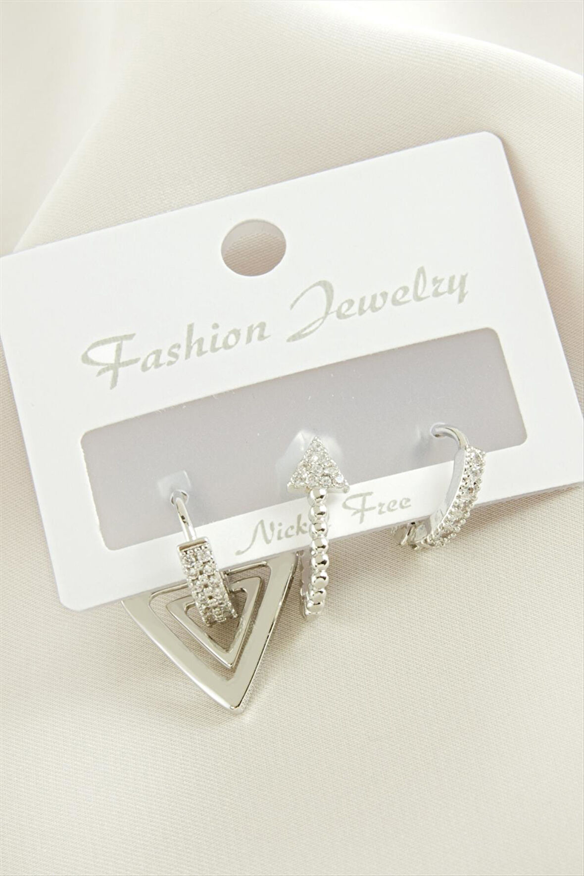 3 Adet Ok Zirkon Taşlı Küpe