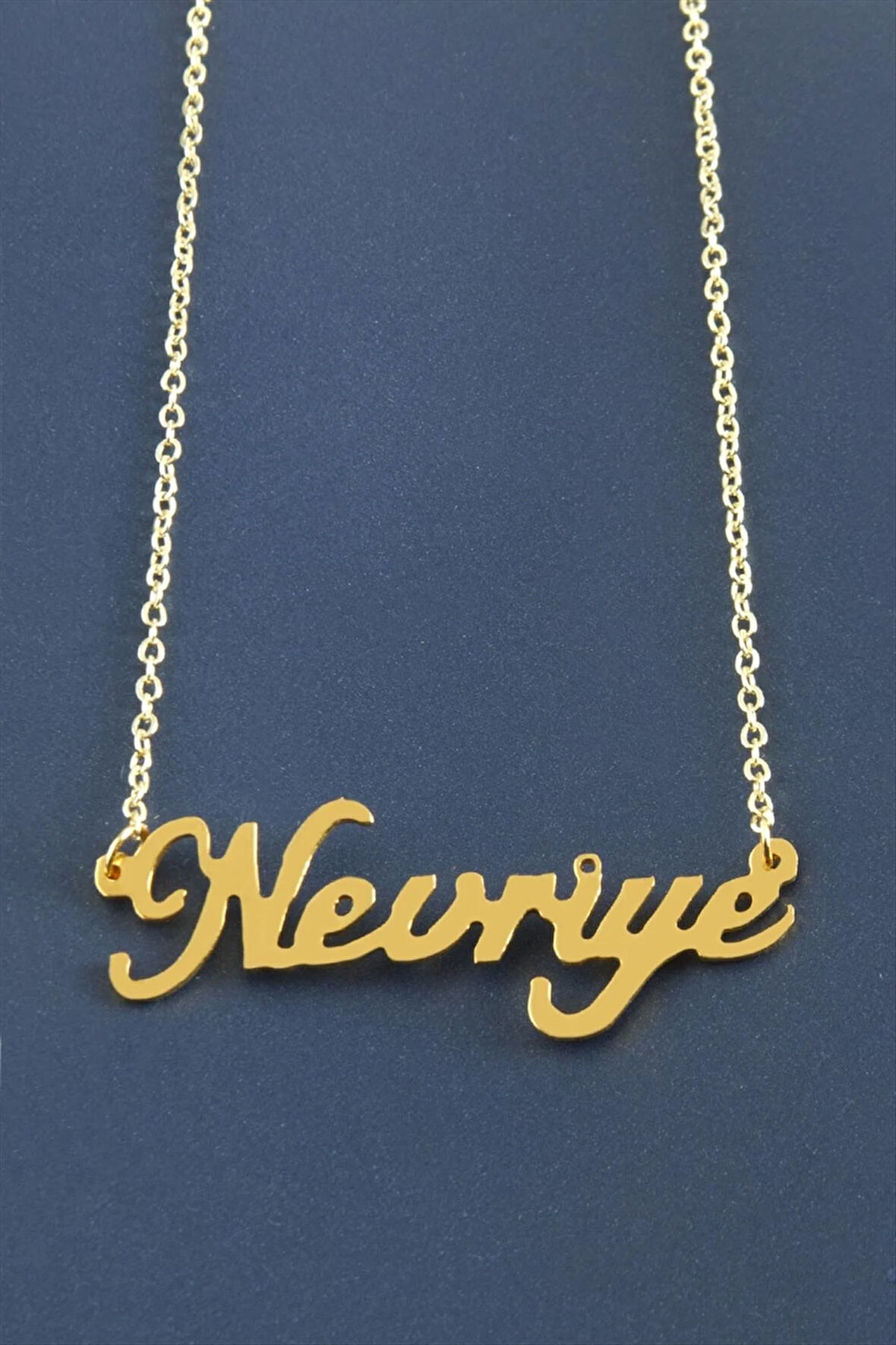 Nevriye İsimli Kolye