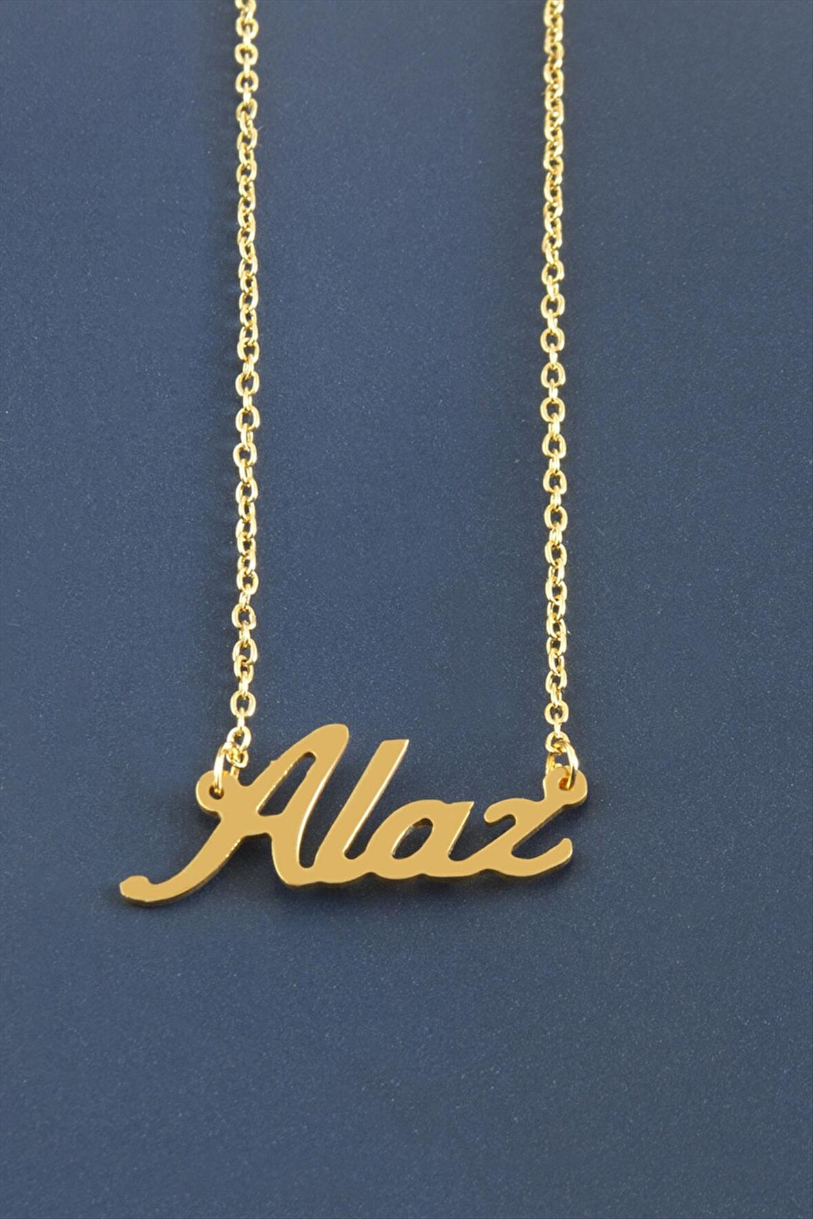 Alaz İsimli Kolye