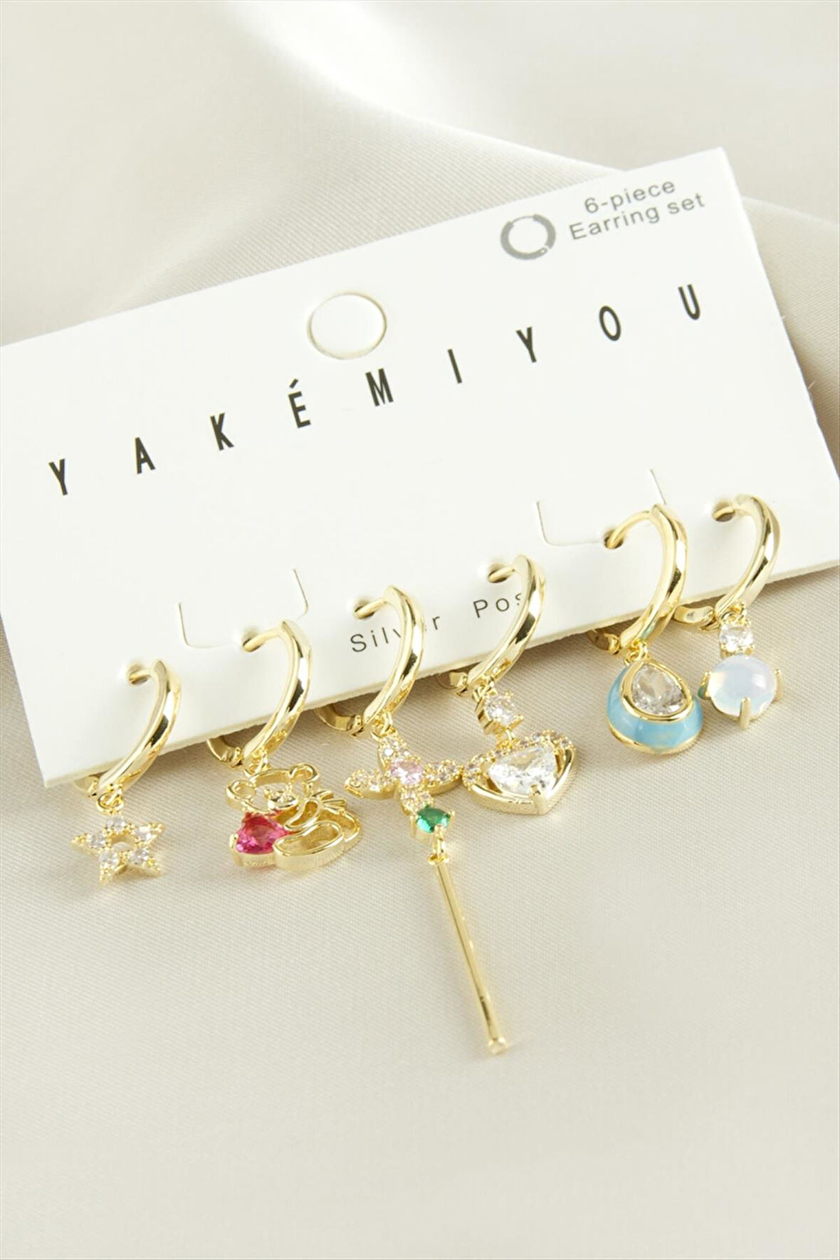 Yakemiyou 6 Adet Kalp Zirkon Taşlı Lüks Çelik Küpe