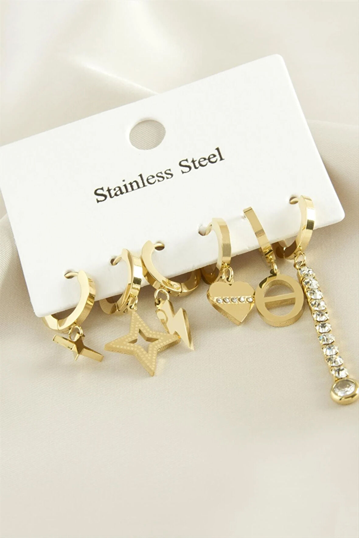 6 Adet Yıldız  Zirkon Taşlı Lüks Çelik Küpe