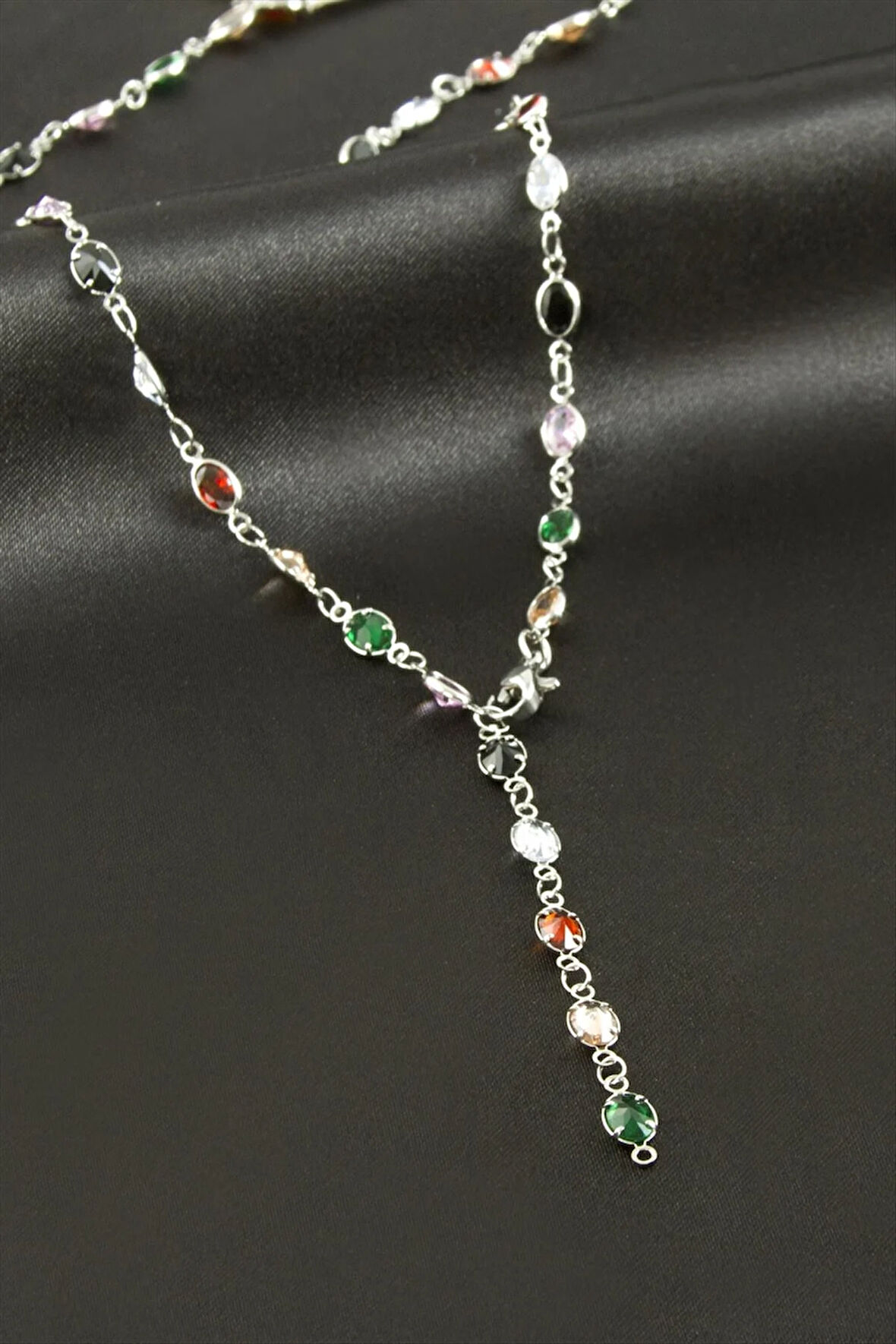 Oval Zirkon Taşlı Çelik Y Kolye