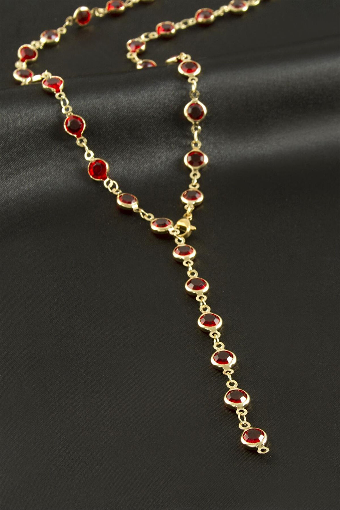 Yuvarlak Zirkon Taşlı Çelik Y Kolye