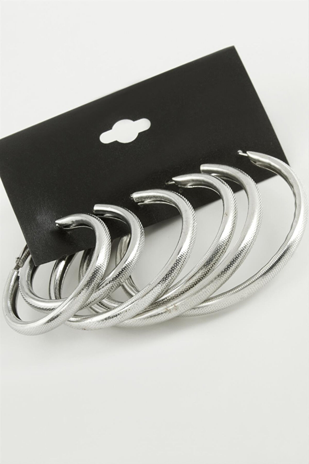 Noktalı Metal Halka Küpe 6 Adet