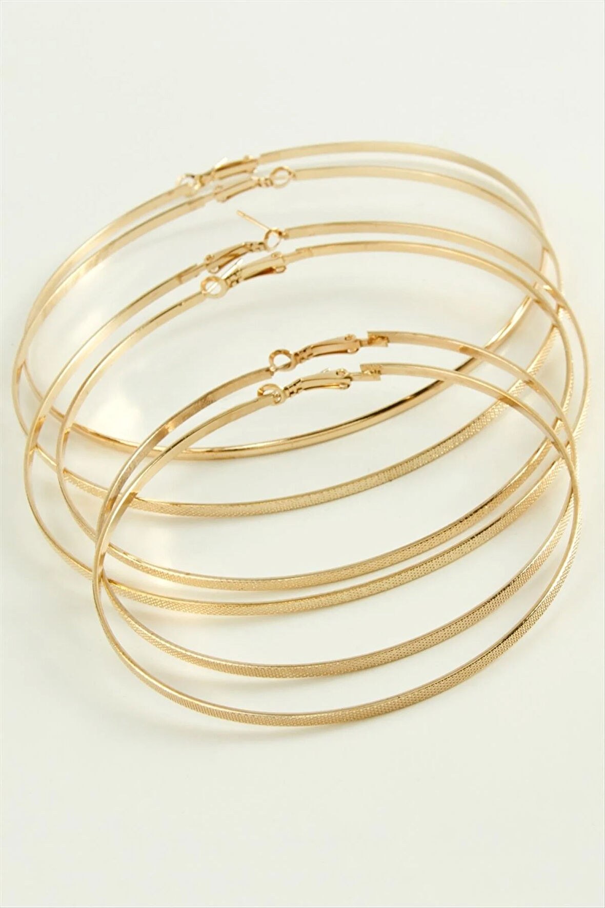 Noktalı Metal Halka Küpe 6 Adet