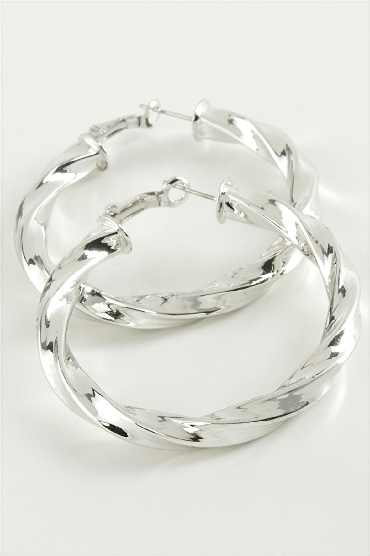 Burgulu Halka Küpe 6 cm