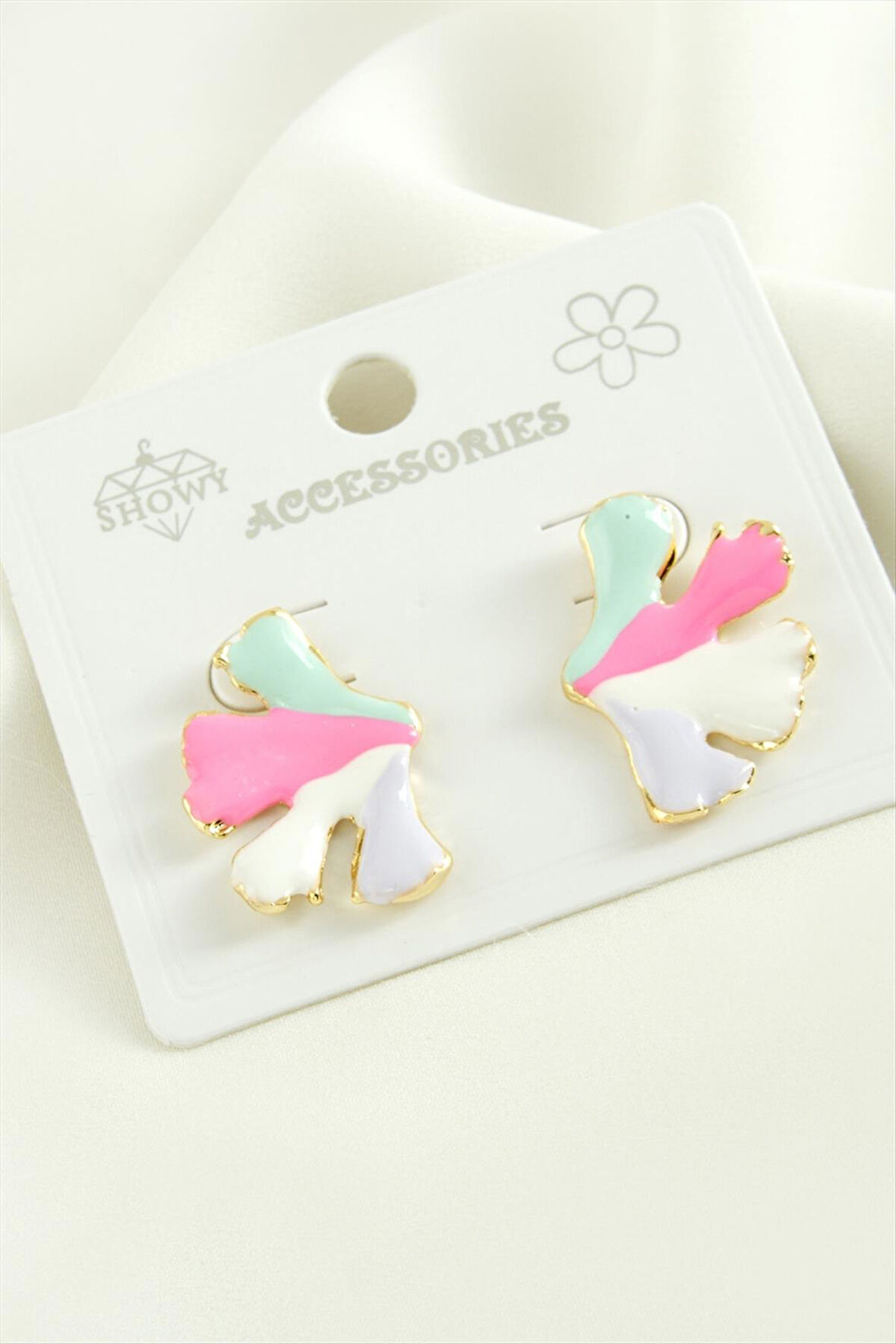 Çiçek Trend Mineli Metal Küpe