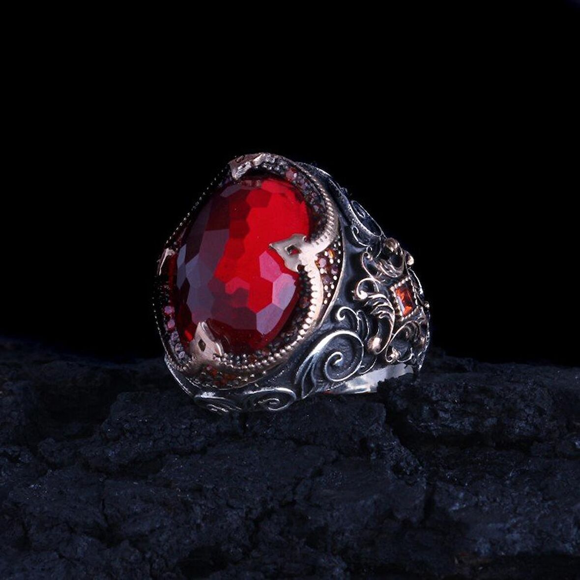 KIRMIZI ZİRKON TAŞLI 925 AYAR GÜMÜŞ ERKEK YÜZÜK