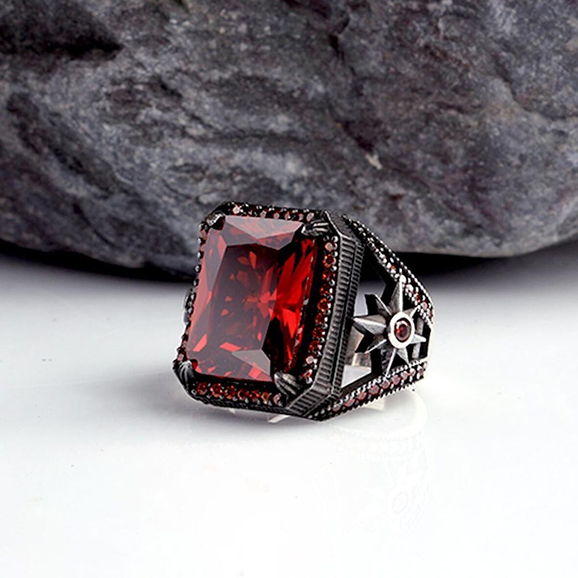 ZİRKON TAŞLI YILDIZ MODEL ERKEK GÜMÜŞ YÜZÜK