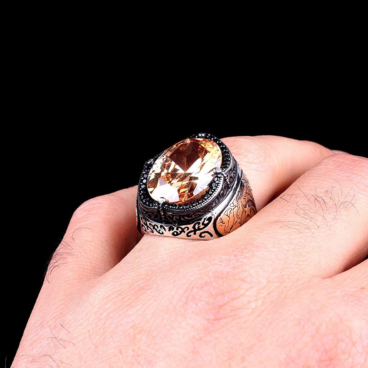 AYYILDIZ TUĞRA MODEL İŞLEMELİ ZİRKON TAŞLI 925 AYAR GÜMÜŞ YÜZÜK