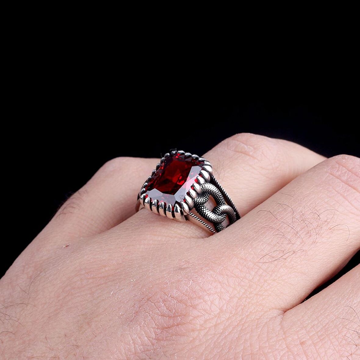 ZİRKON TAŞLI ÖRGÜ MODEL 925 AYAR GÜMÜŞ ERKEK YÜZÜK