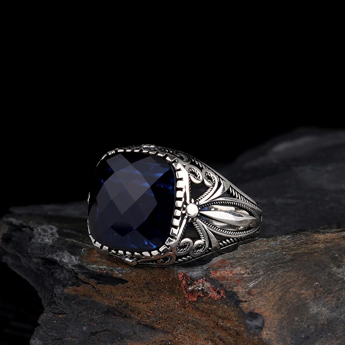 ZİRKON TAŞLI 925 AYAR GÜMÜŞ ERKEK YÜZÜK