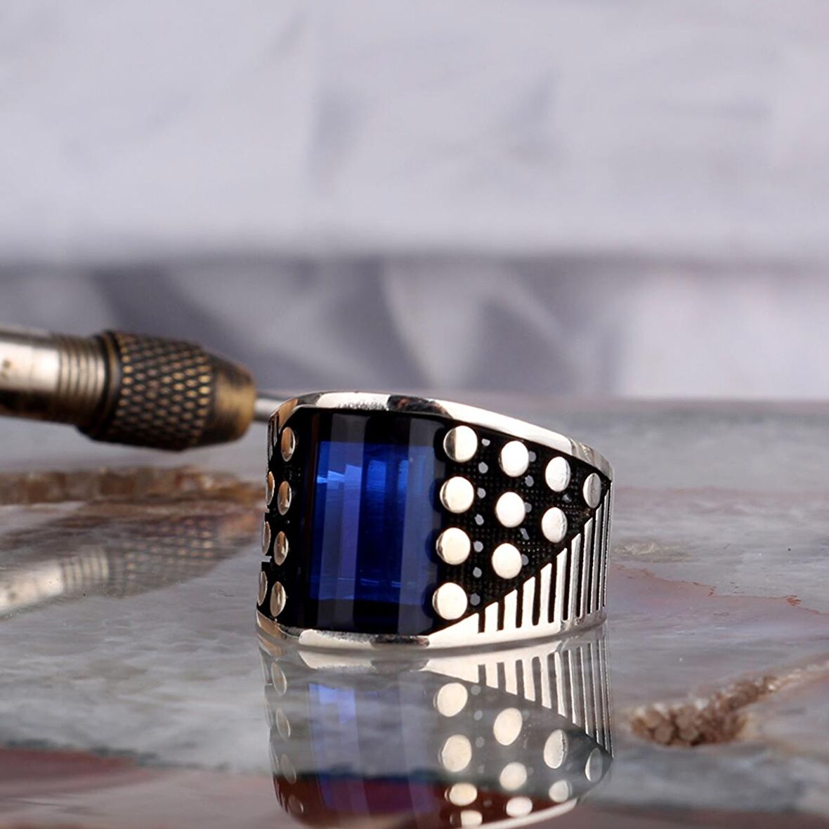 MAVİ RENK ZİRKON TAŞLI MODEL 925 AYAR GÜMÜŞ ERKEK YÜZÜK