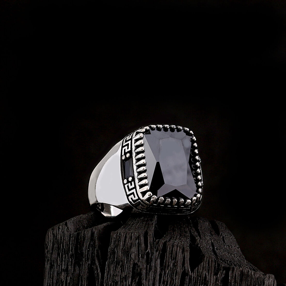 925 Ayar Gümüş Siyah Zirkon Taşlı Model Erkek Yüzük
