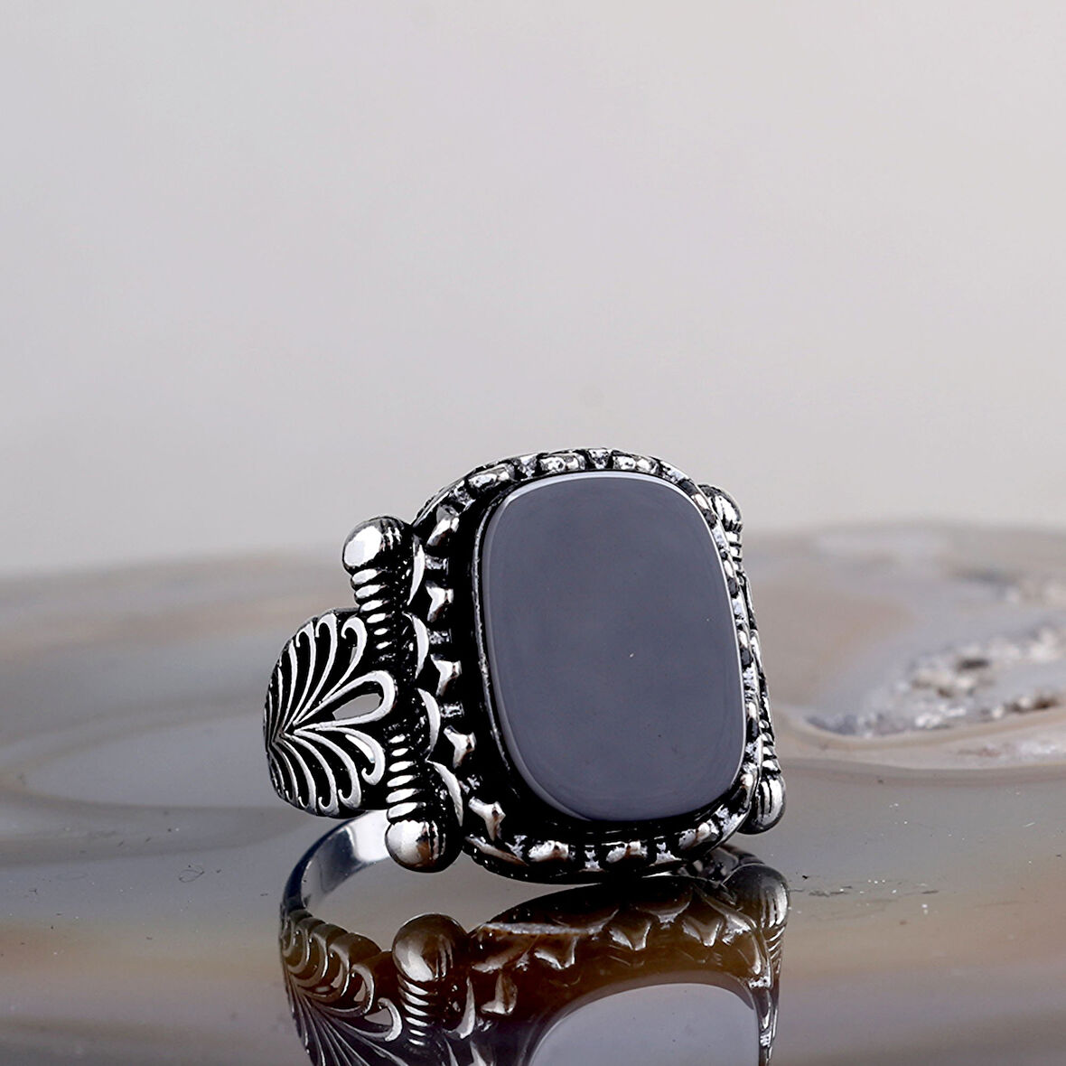 925 Ayar Gümüş Onix Taşlı Erkek Model yüzük