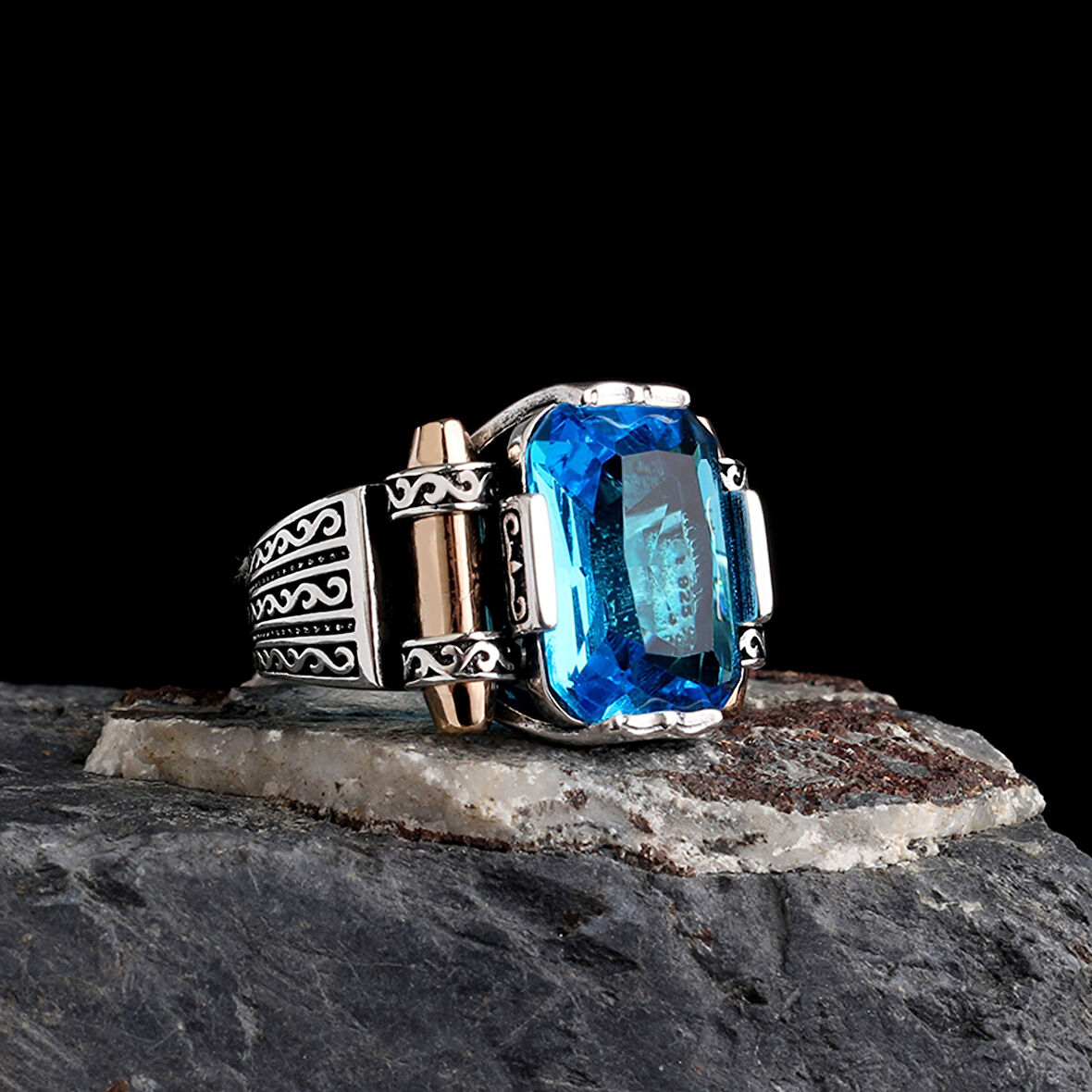 925 Ayar Gümüş Mavi Zirkon Taşlı Model Erkek Yüzük