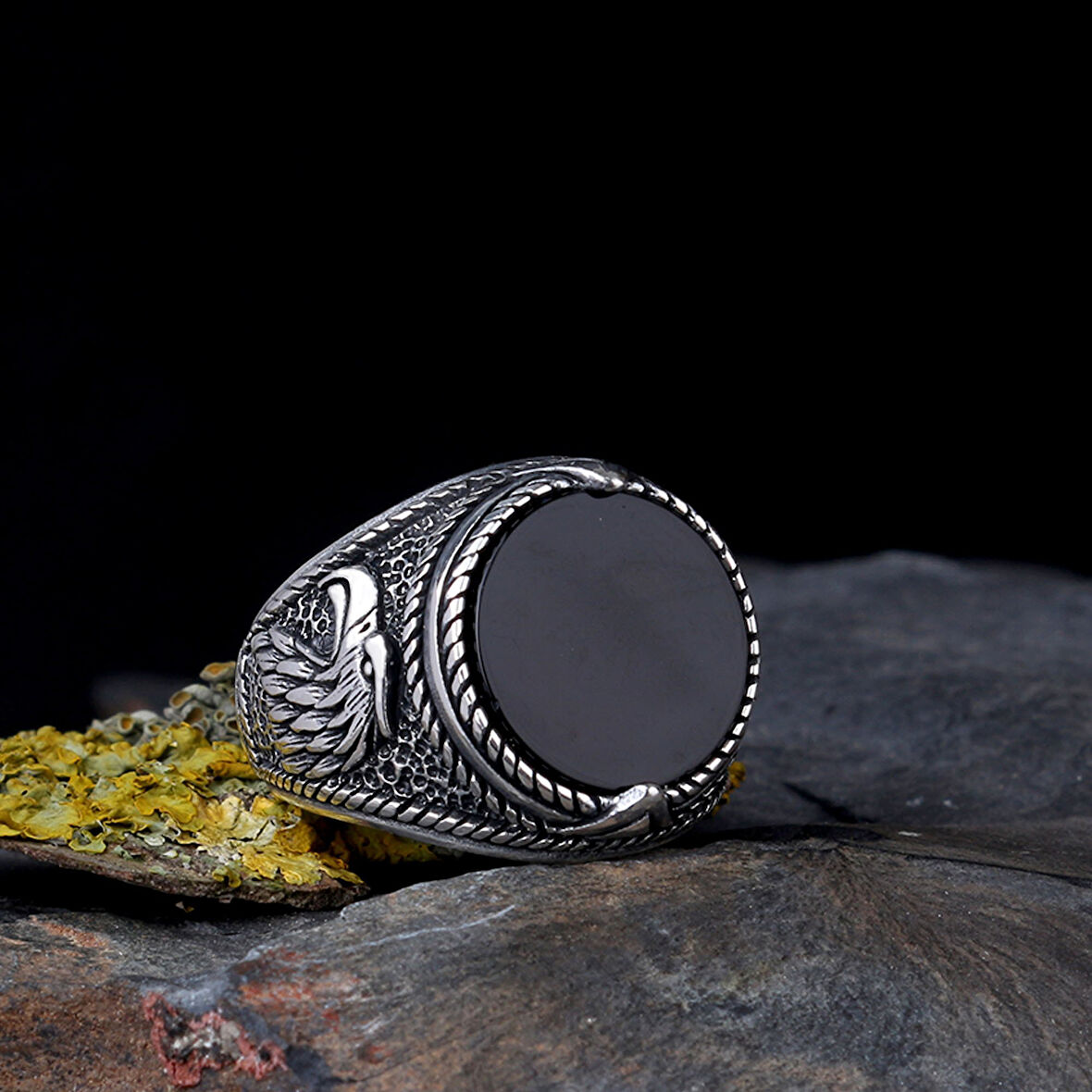 925 Ayar Gümüş Onix Taşlı Kartal Motifli Erkek Yüzük