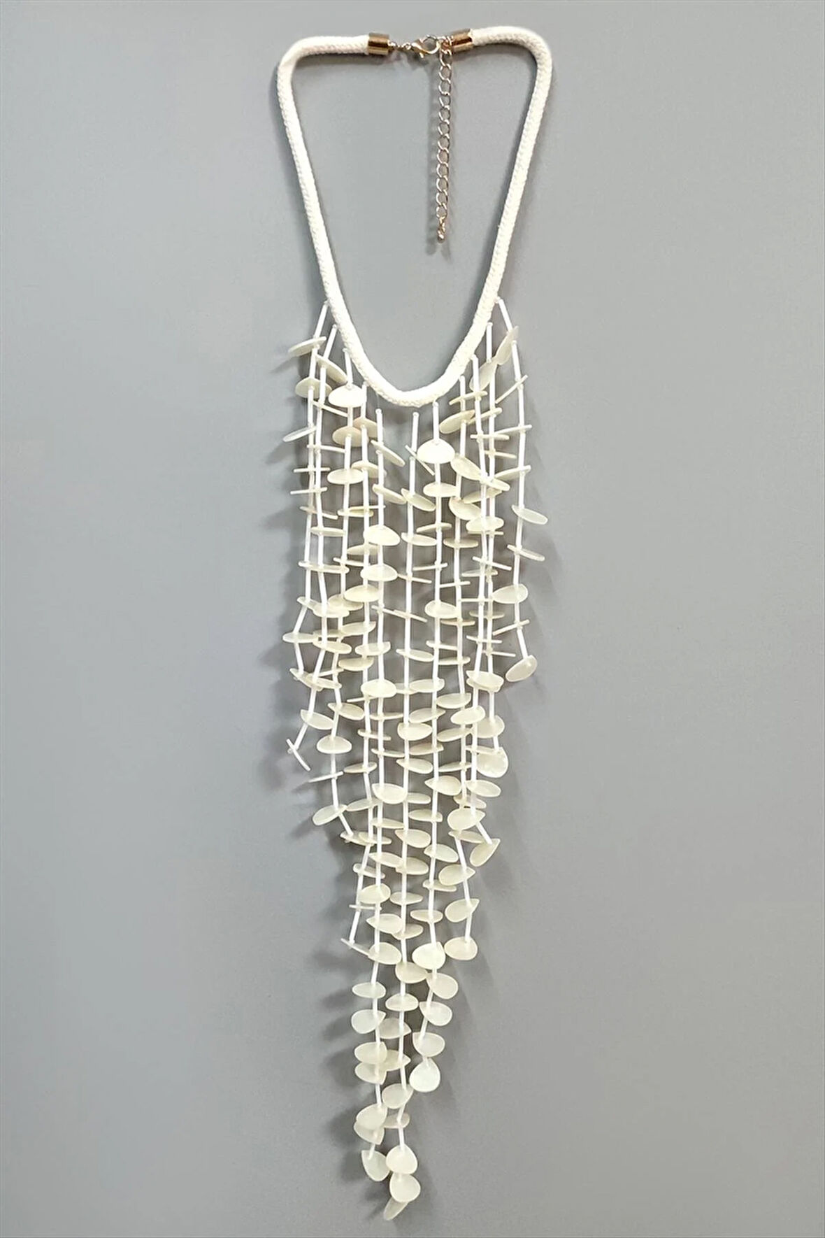 Sedef Lüks Yaka Kolye