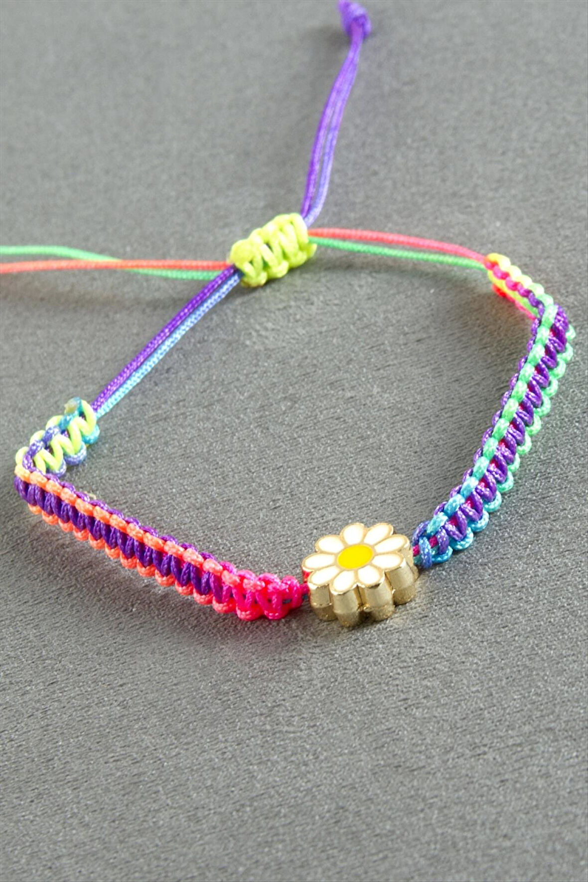 Papatya Makrome İp Bileklik