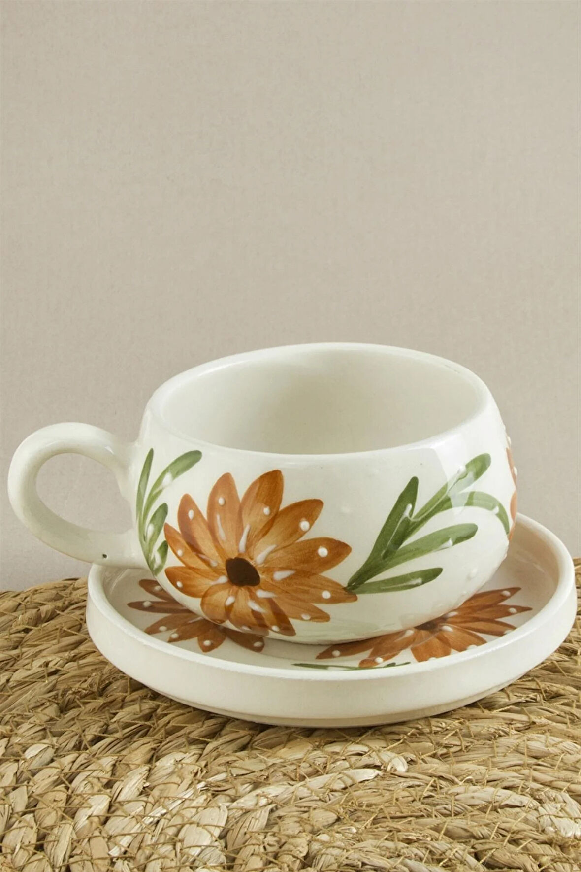 Çiçek Desenli Seramik Tabaklı Kupa