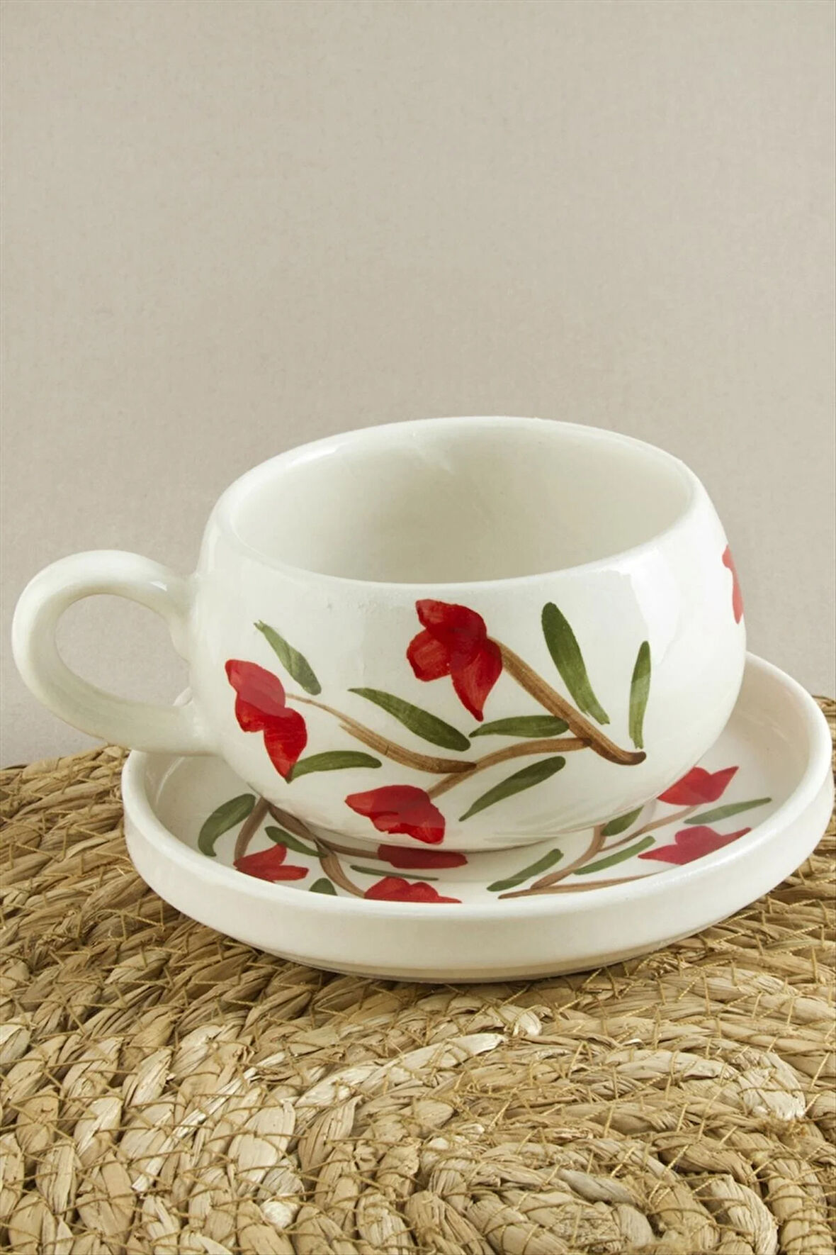 Çiçek Desenli Seramik Tabaklı Kupa