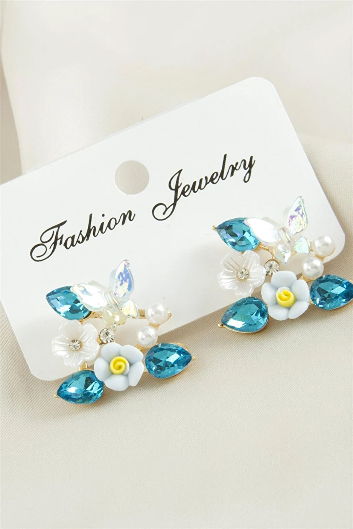 Çiçek Mineli Taşlı Küpe