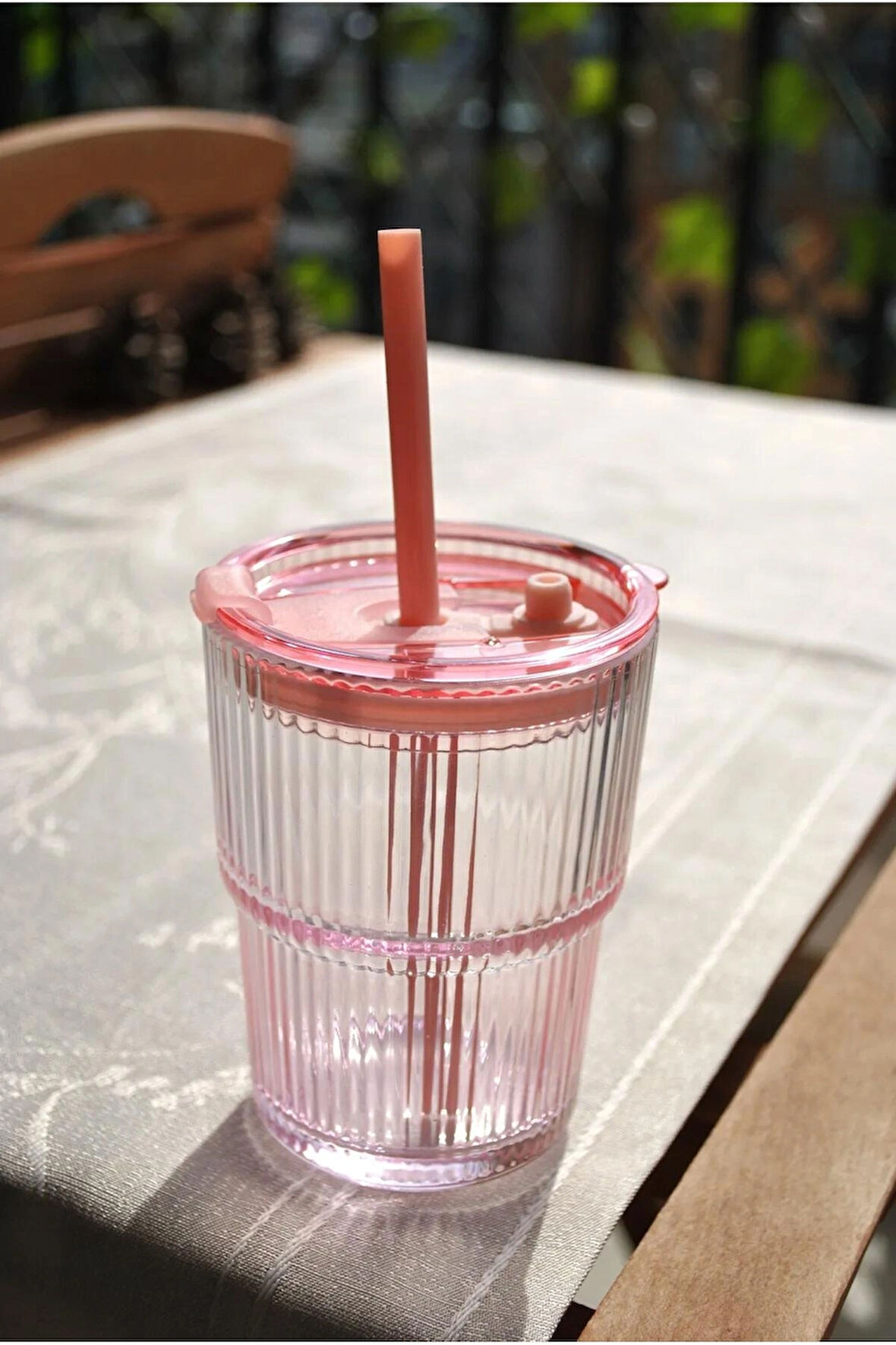1 Adet Pipetli Sızdırmaz Kapaklı Cam Bardak Pembe Matara - 430 ml