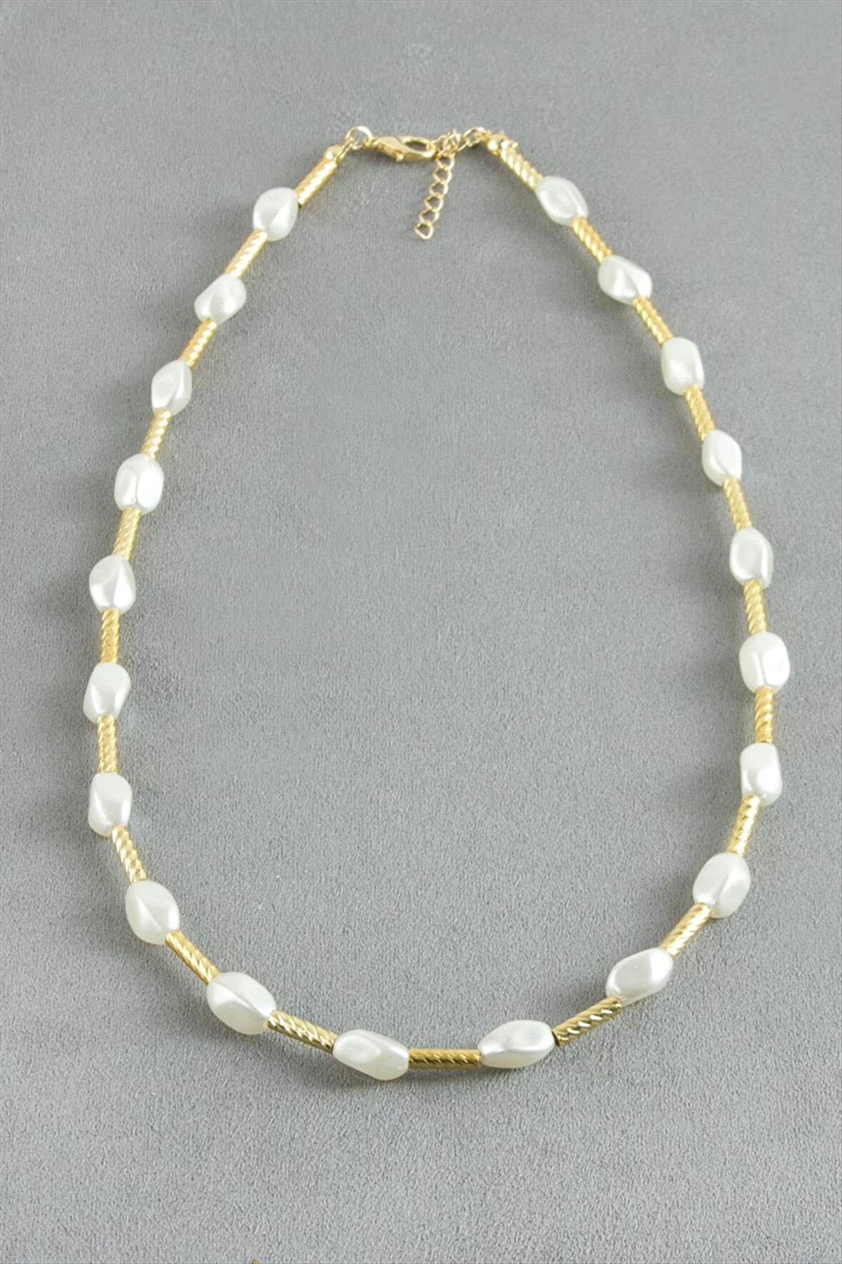 Oval Metal İnci Kolye