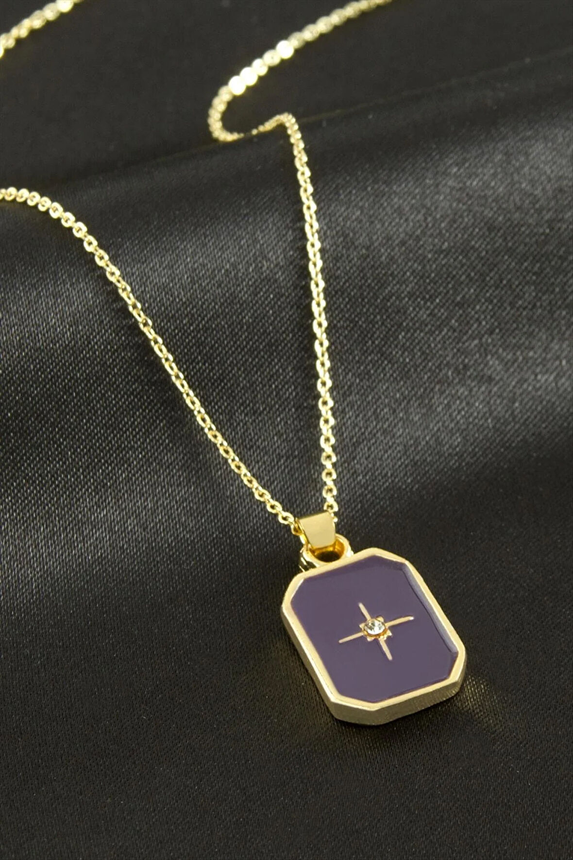 Yıldız Mineli Kolye