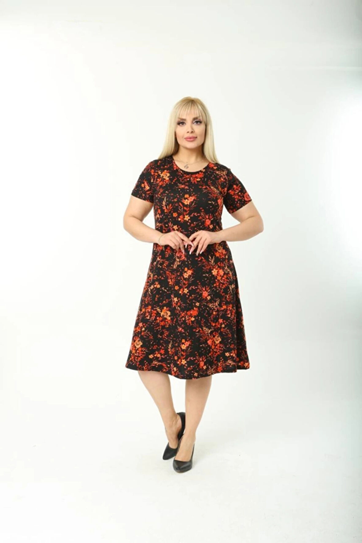 Kadın Büyük Beden Kısa Kollu Midi Boy Çiçek Desenli Elbise